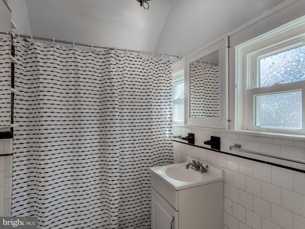 HAMILTON HEIGHTS - Residential