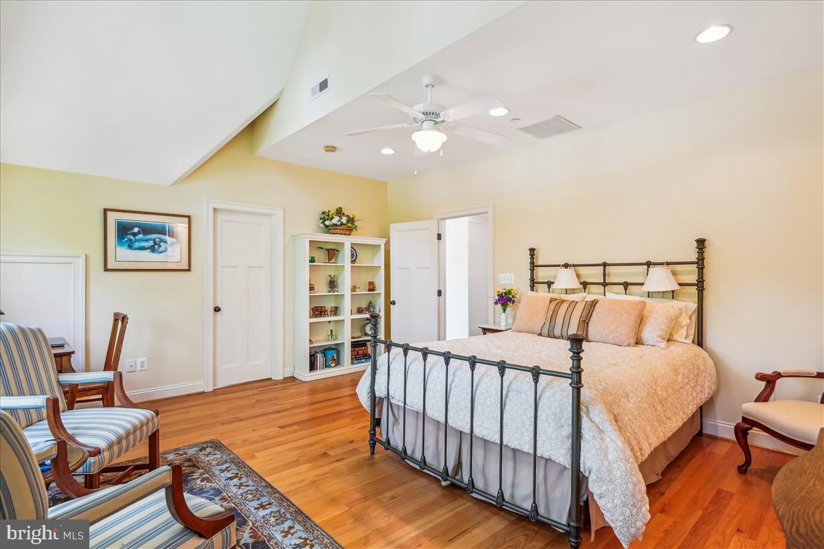 PARKWOOD - Residential