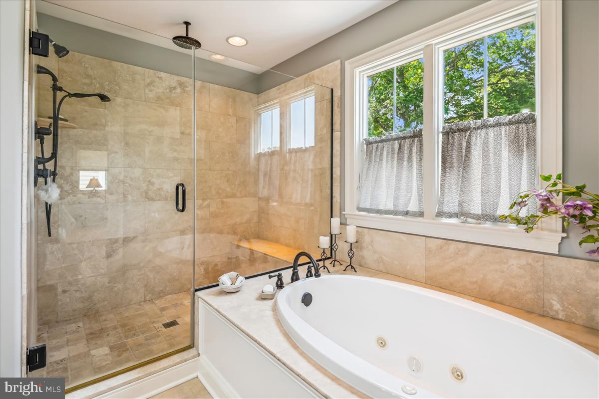 PARKWOOD - Residential