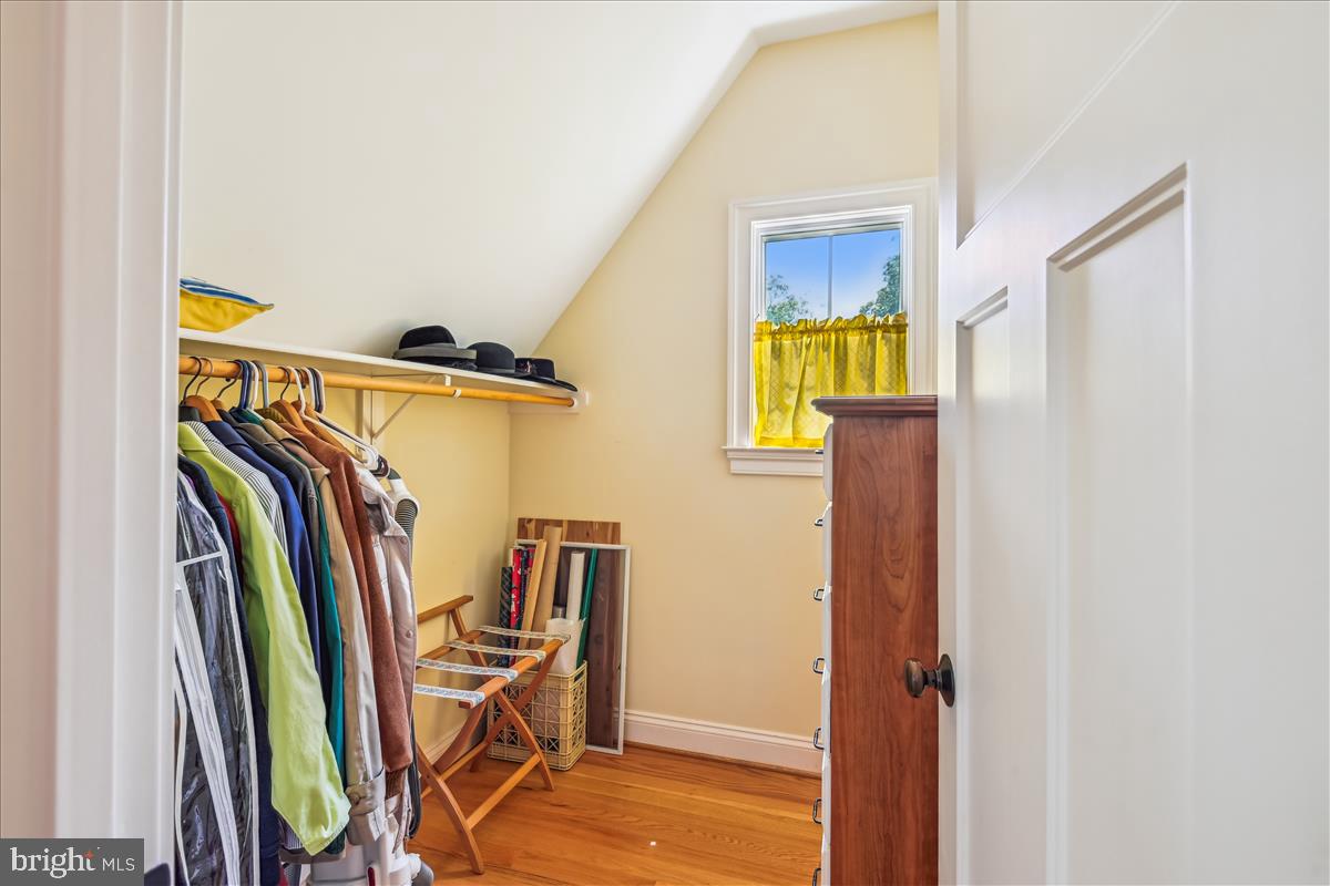 PARKWOOD - Residential