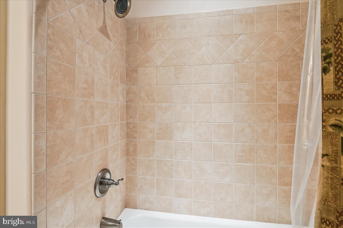 PARKWOOD - Residential