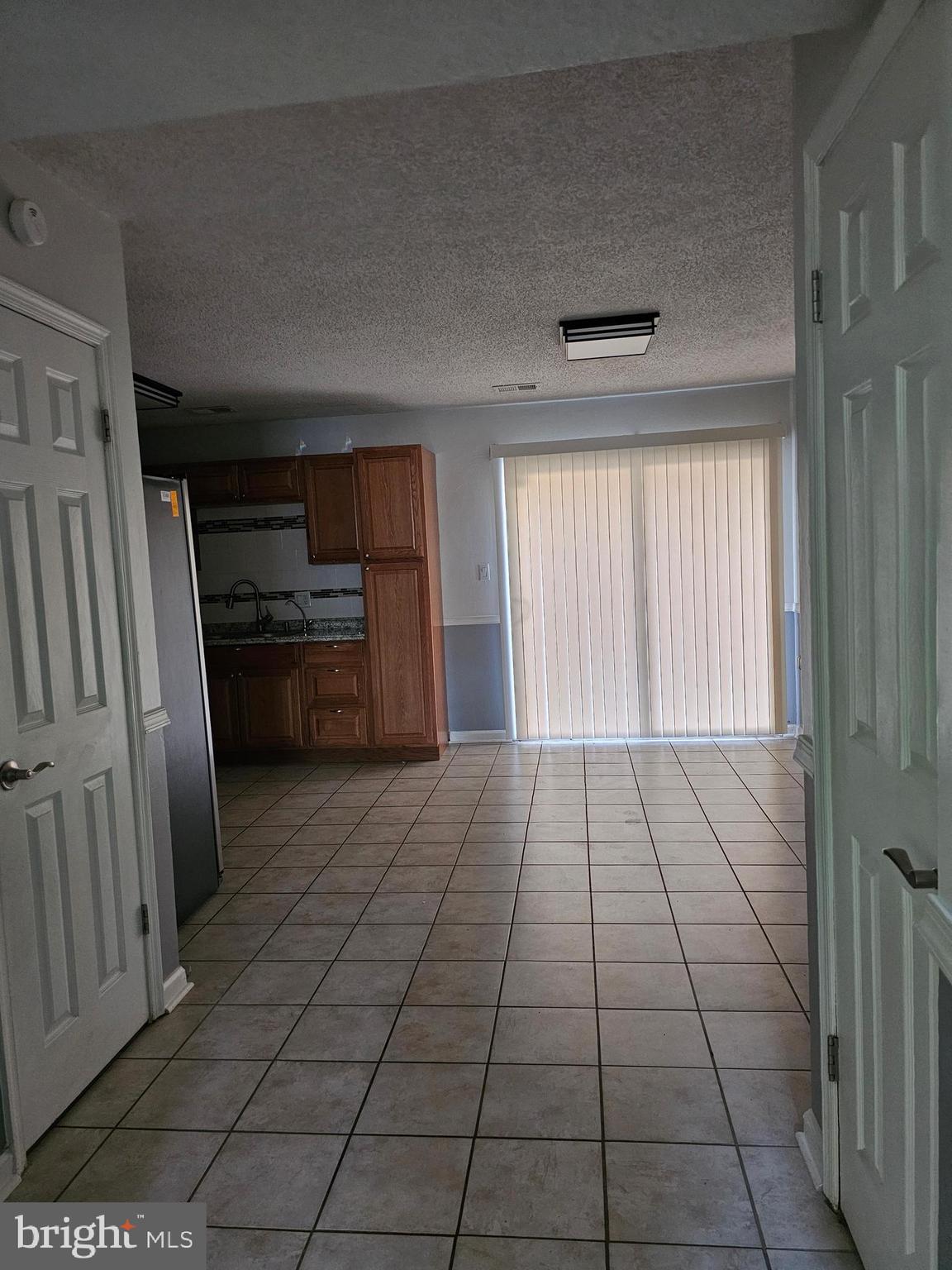 OLDE GREENWICH - Residential Lease