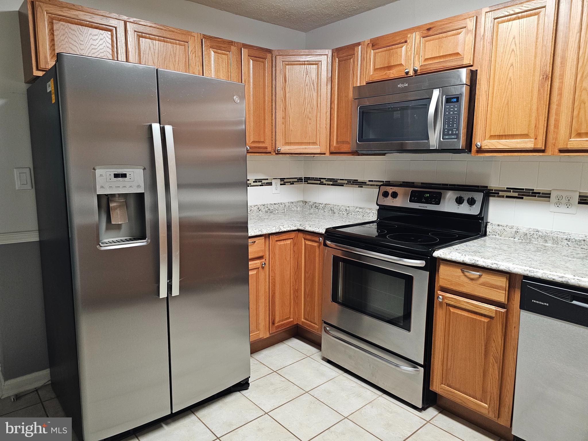 OLDE GREENWICH - Residential Lease