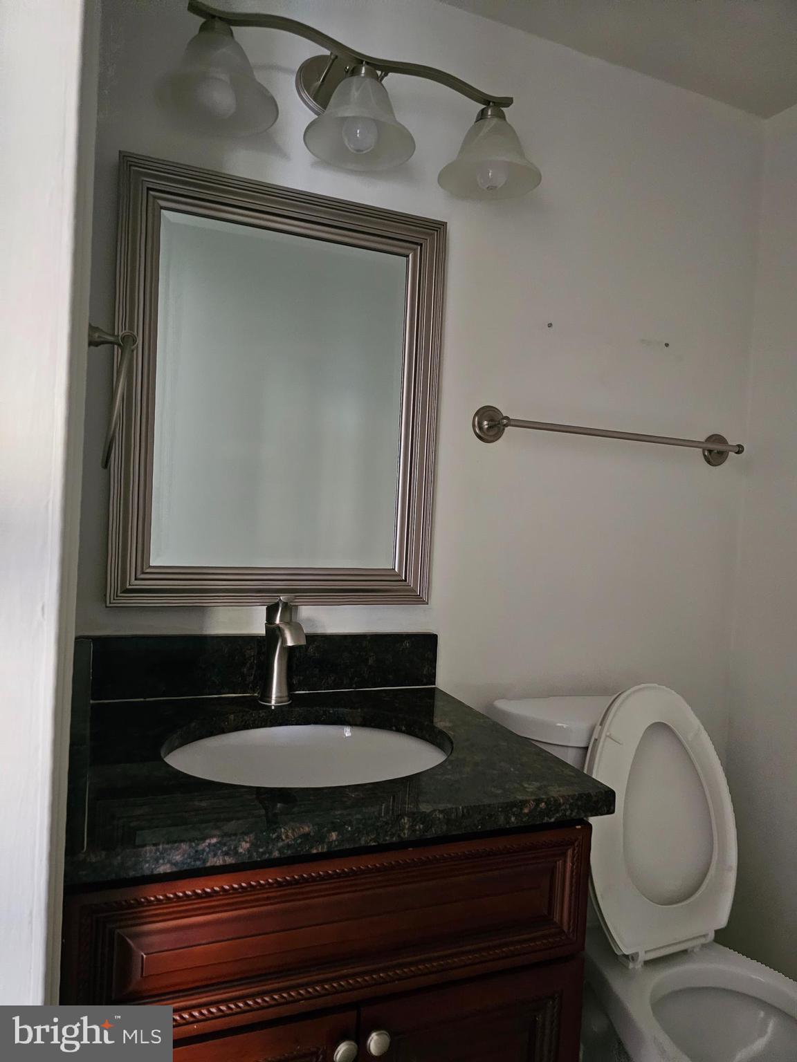 OLDE GREENWICH - Residential Lease