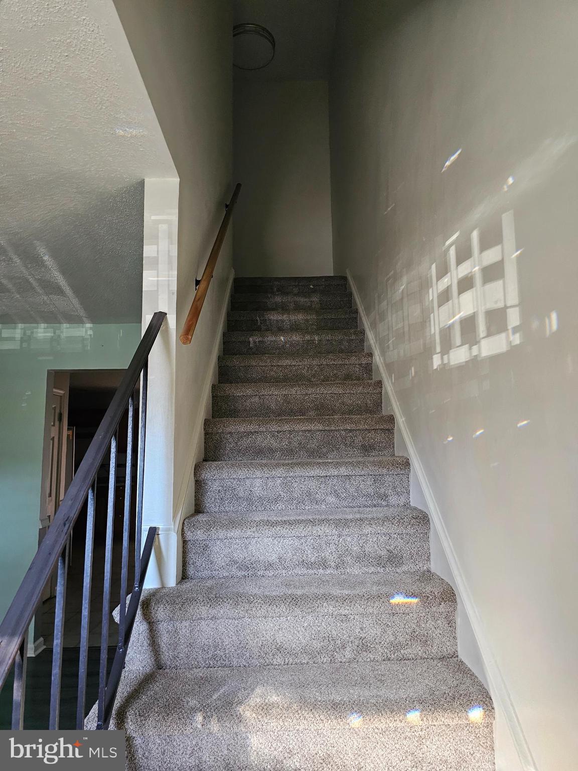 OLDE GREENWICH - Residential Lease