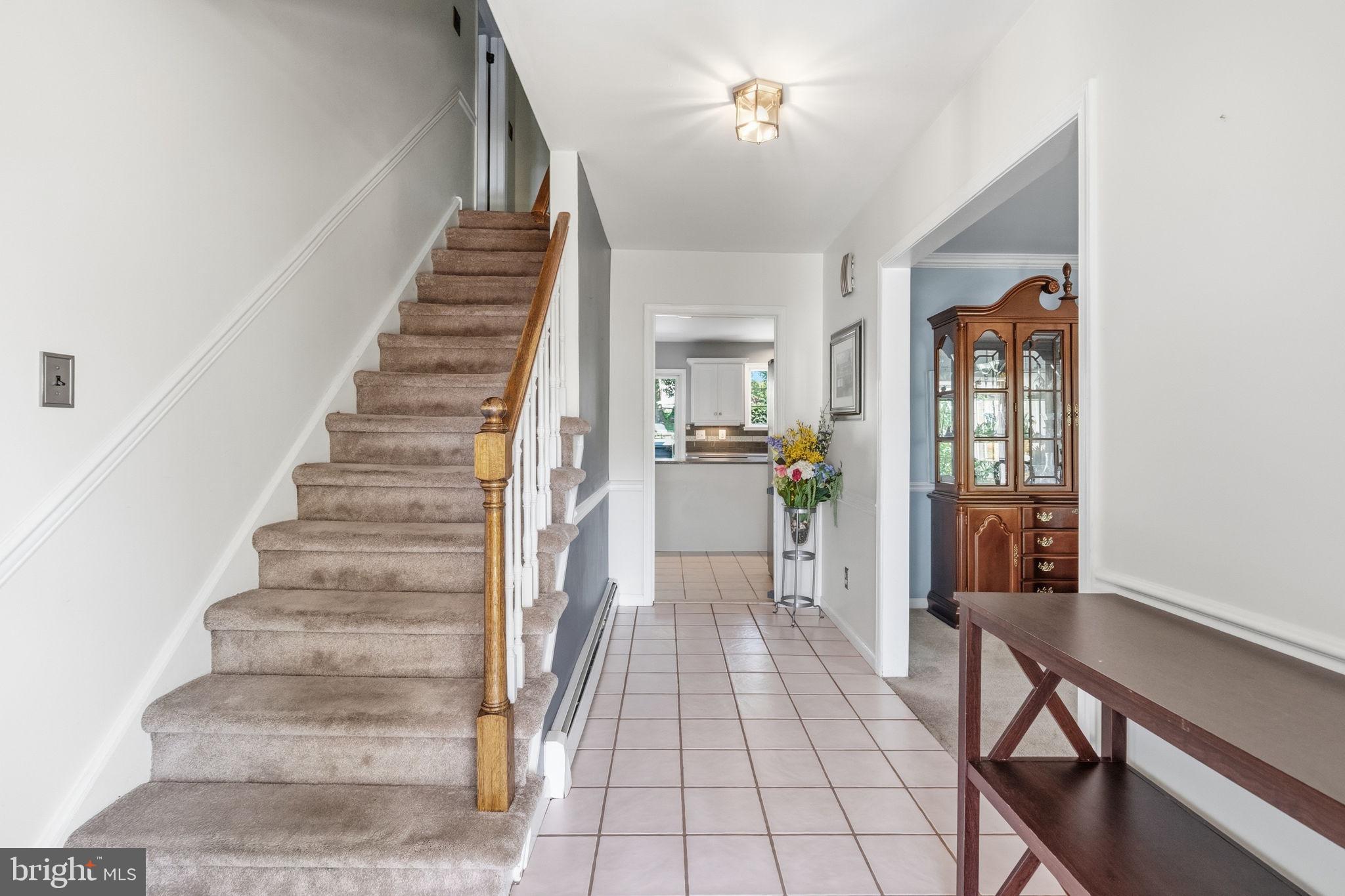 2429 OAKLAND DRIVE