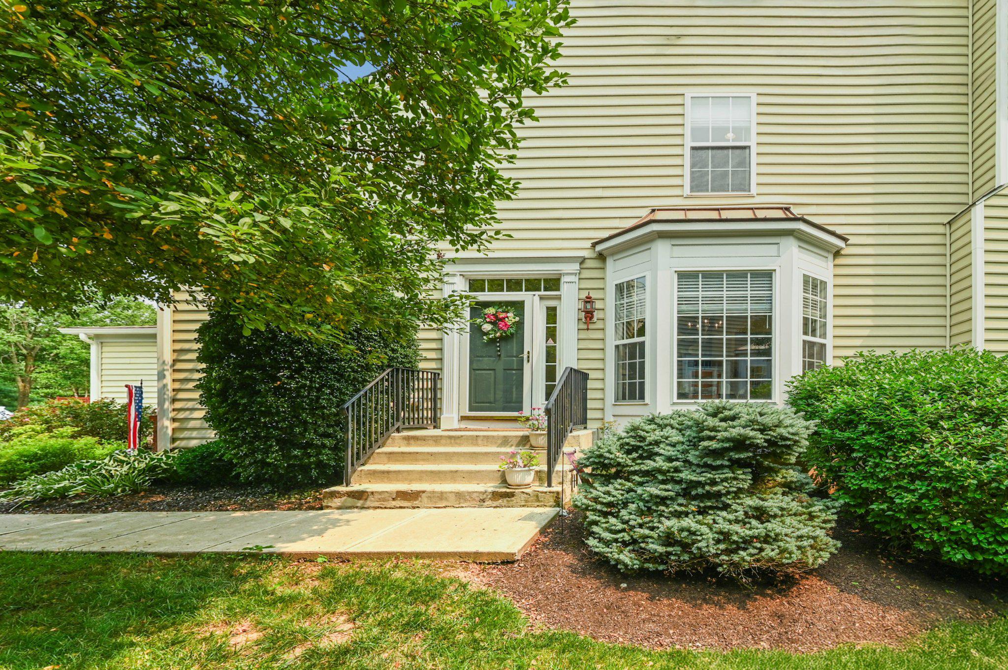 15 AVALON COURT