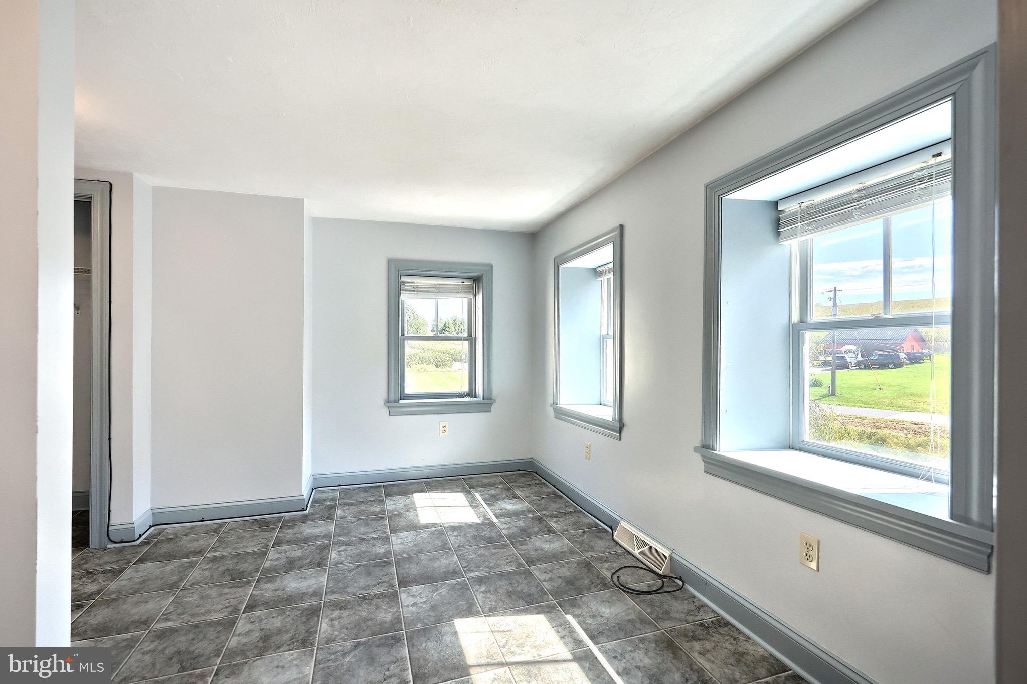 LEHMAN ROAD - Residential