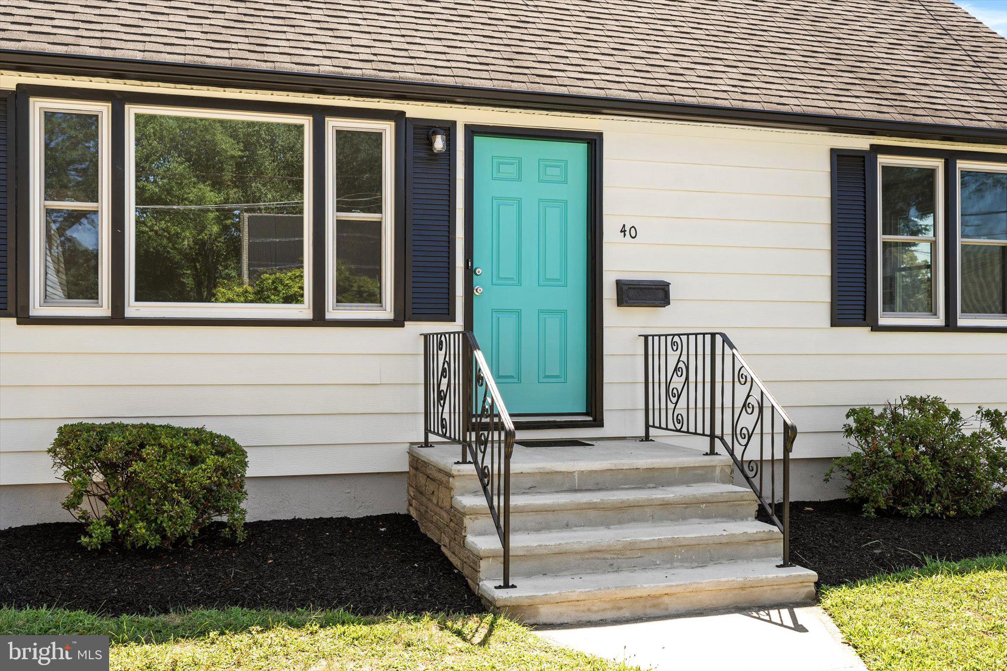 40 UNWIN DRIVE