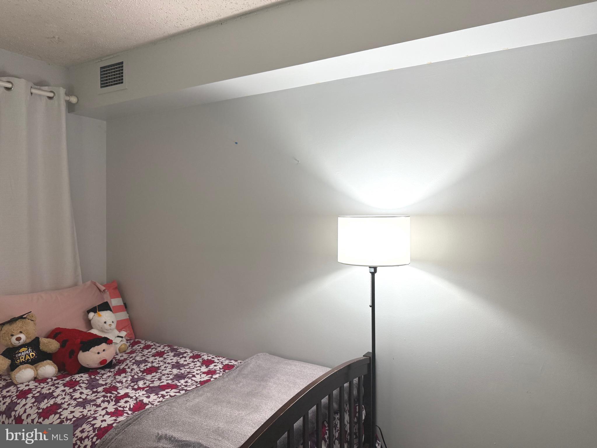 SHADOWOOD - Residential Lease