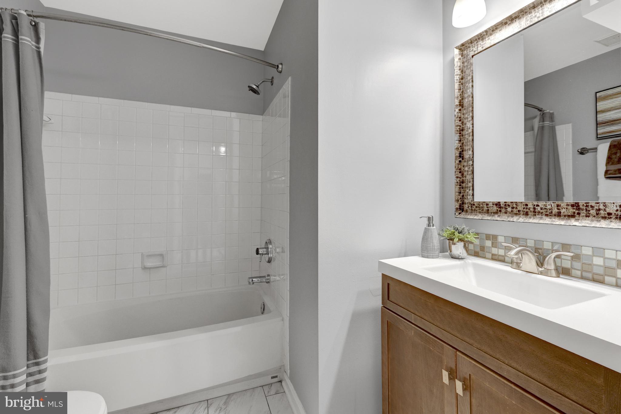 ASHTON DOWNS - Residential