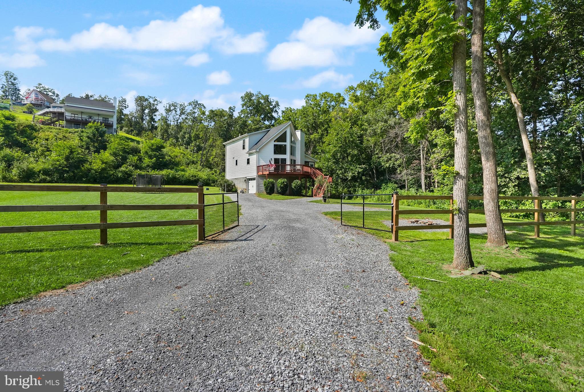 735 SUNSET VILLAGE ROAD