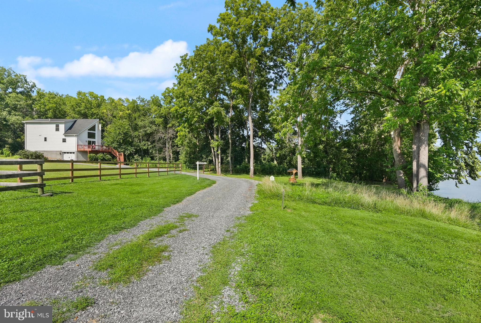735 SUNSET VILLAGE ROAD