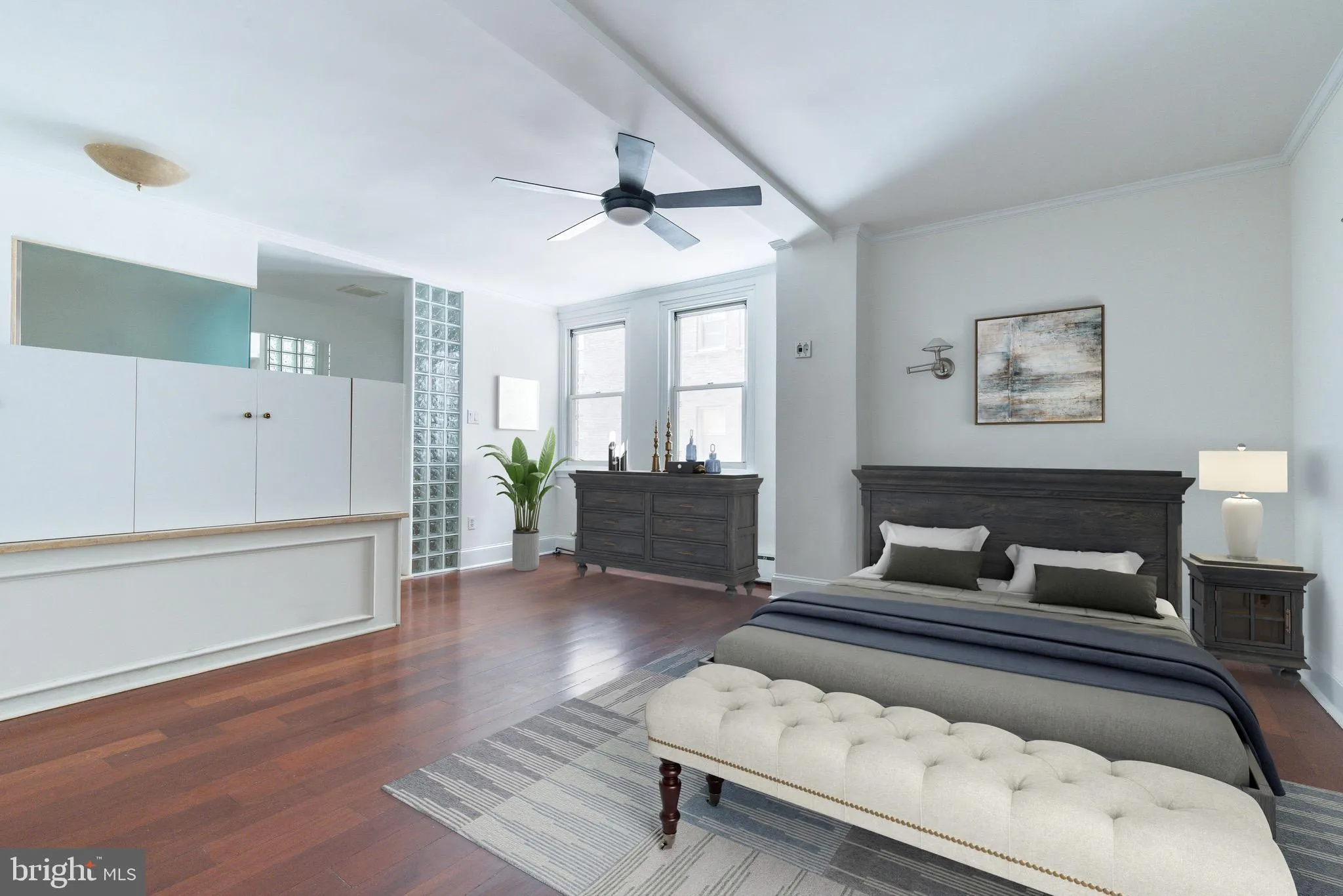 Philadelphia, Pennsylvania 19103, United States, 1 Bedroom Bedrooms, ,2 BathroomsBathrooms,Residential,Active,214647