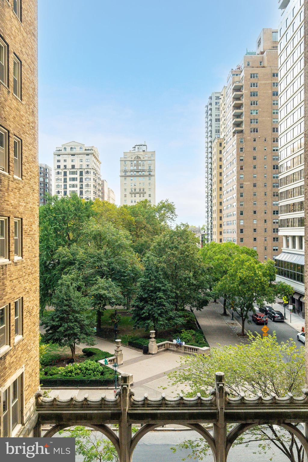 RITTENHOUSE SQUARE - Residential