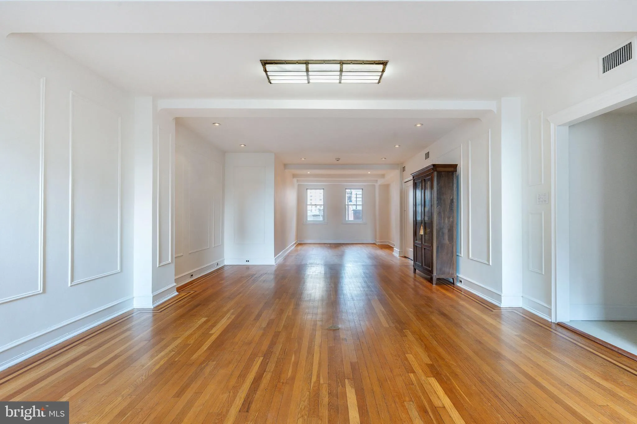 Philadelphia, Pennsylvania 19103, United States, 1 Bedroom Bedrooms, ,2 BathroomsBathrooms,Residential,Active,214647
