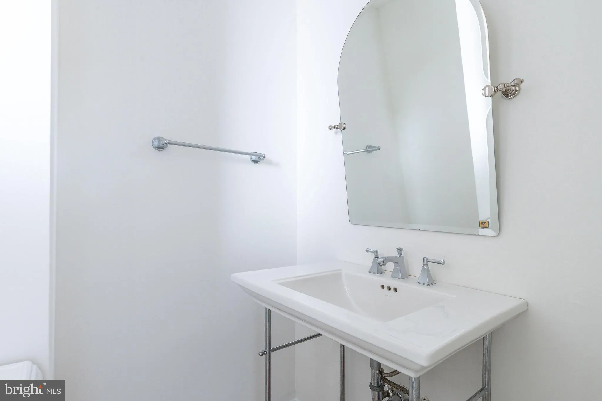 Philadelphia, Pennsylvania 19103, United States, 1 Bedroom Bedrooms, ,2 BathroomsBathrooms,Residential,Active,214647