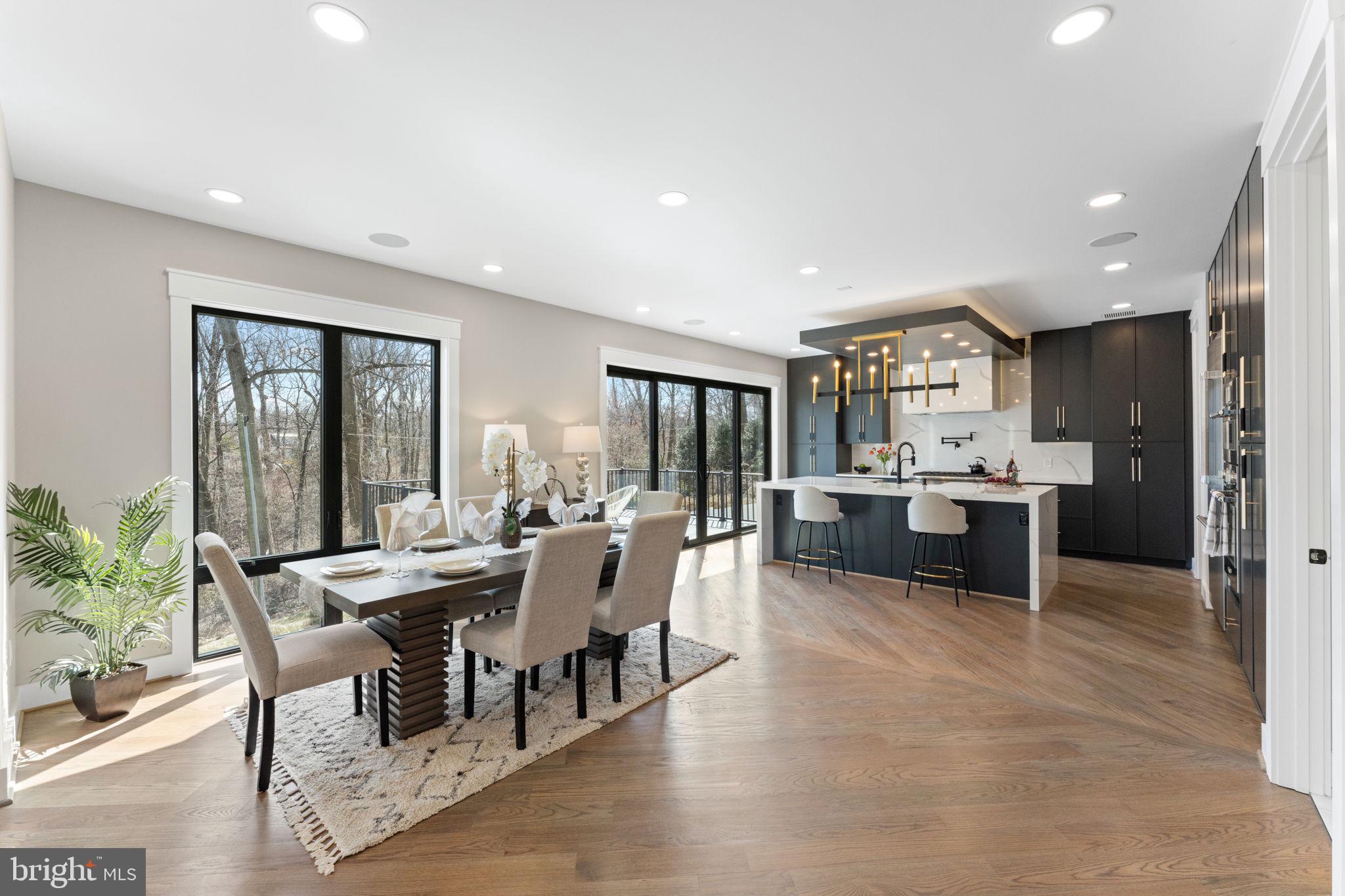 BEVERLY HILLS - Residential