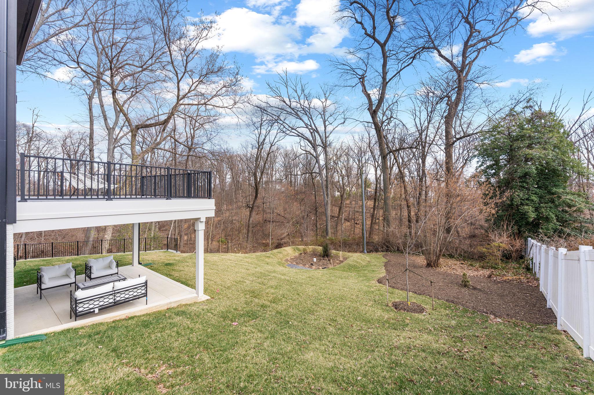 BEVERLY HILLS - Residential