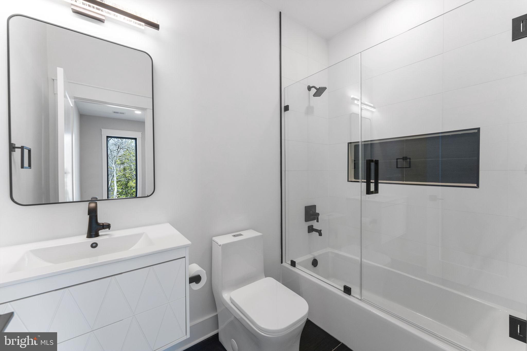 BEVERLY HILLS - Residential