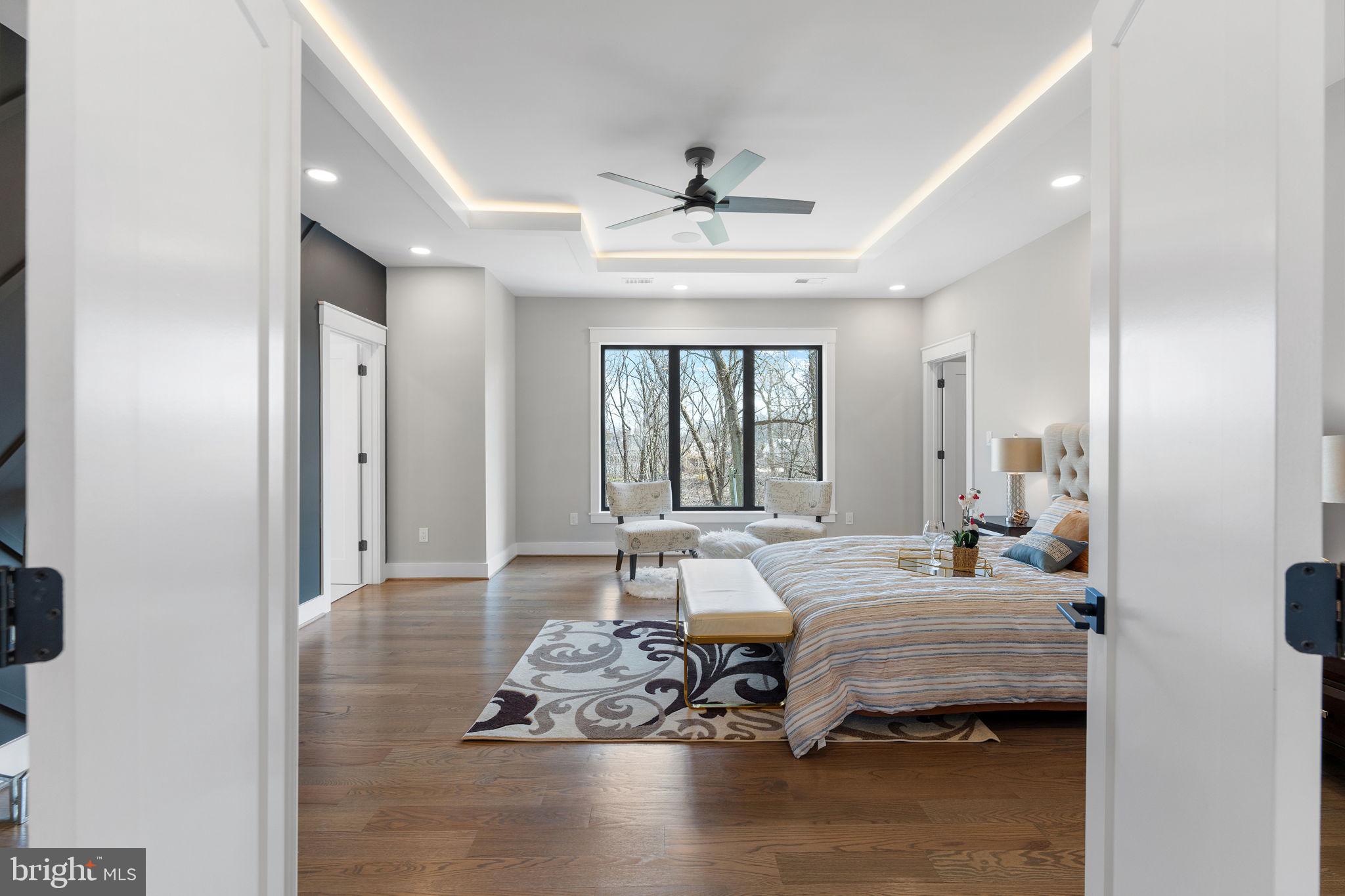 BEVERLY HILLS - Residential