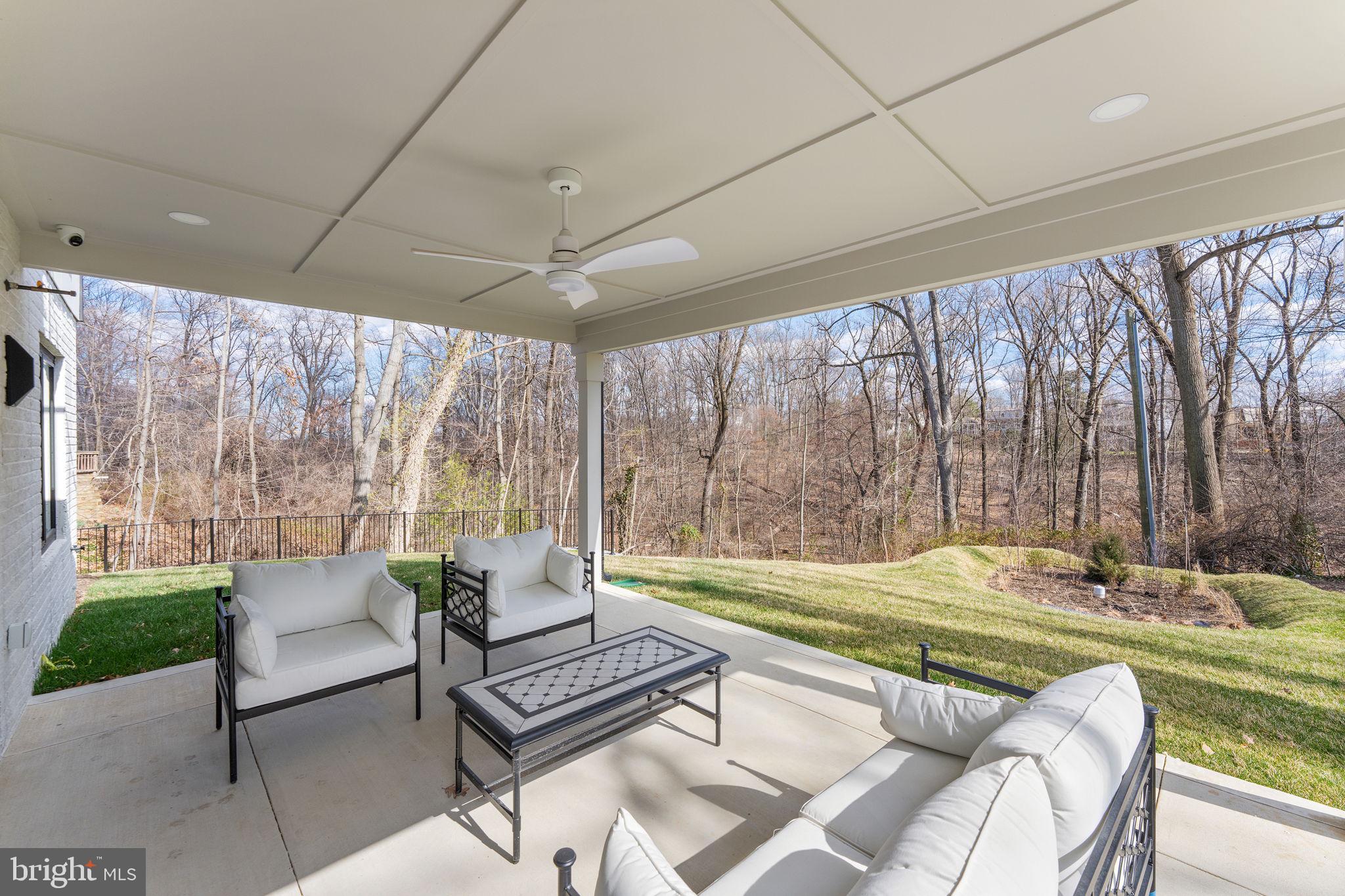 BEVERLY HILLS - Residential