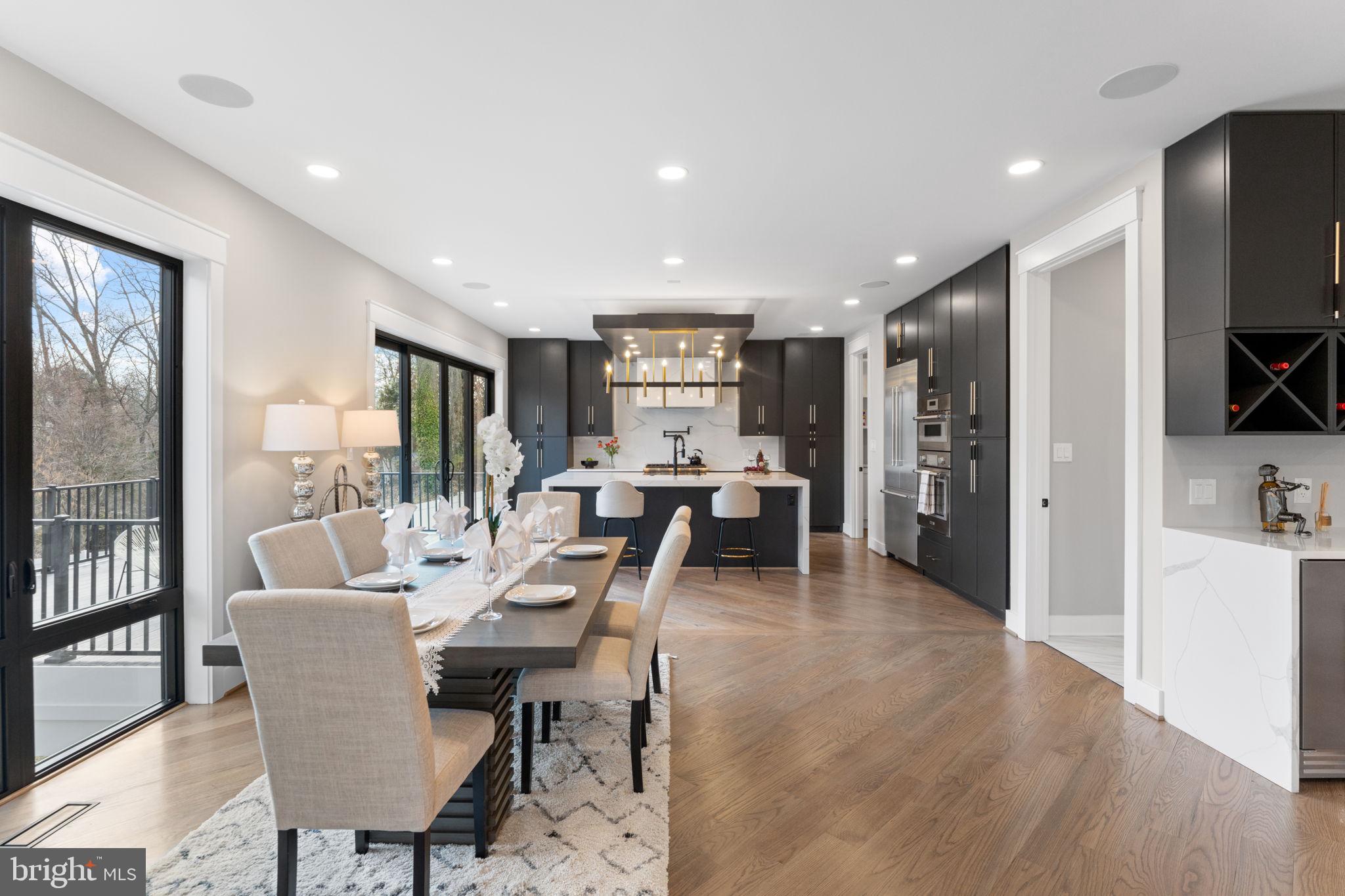 BEVERLY HILLS - Residential