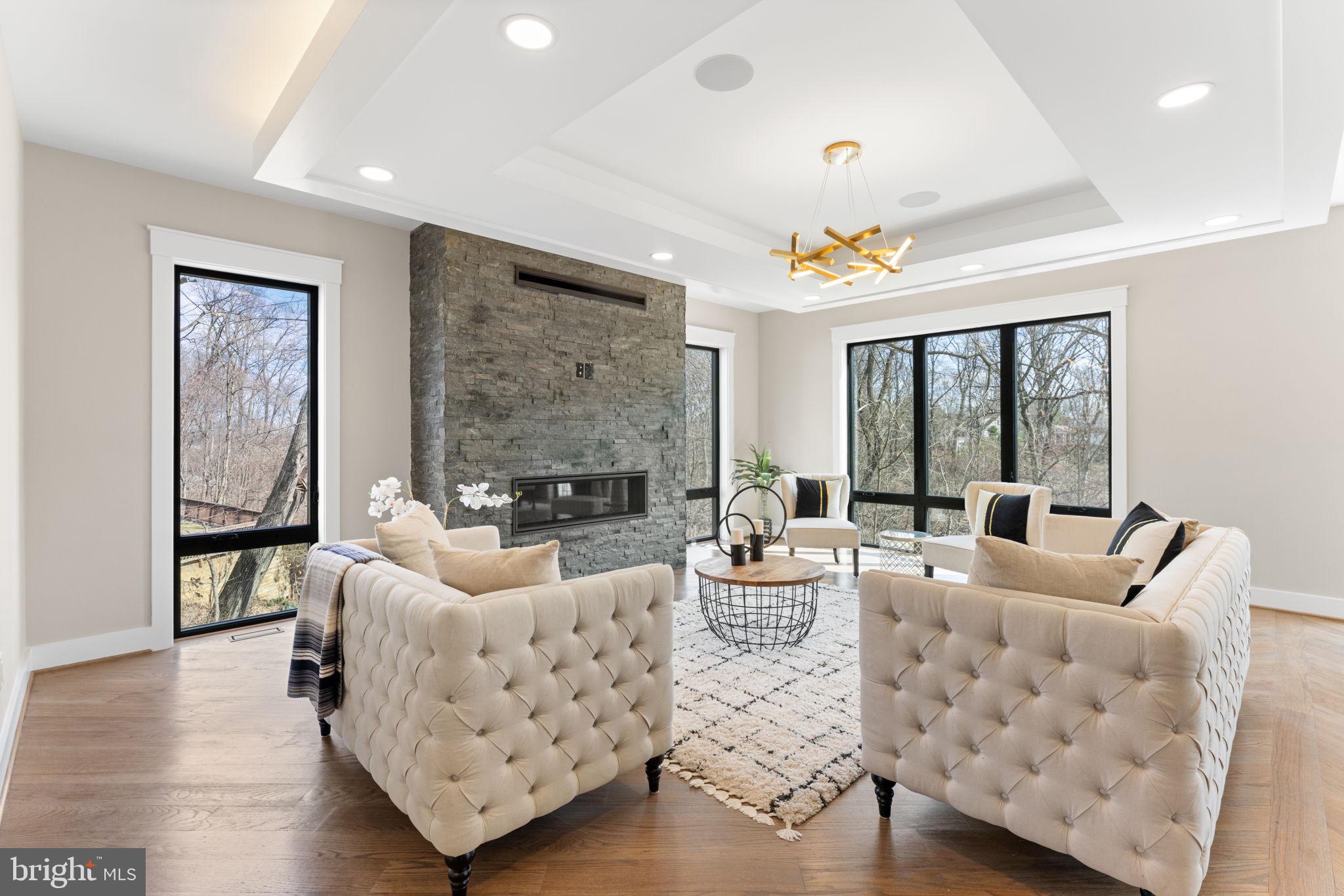 BEVERLY HILLS - Residential