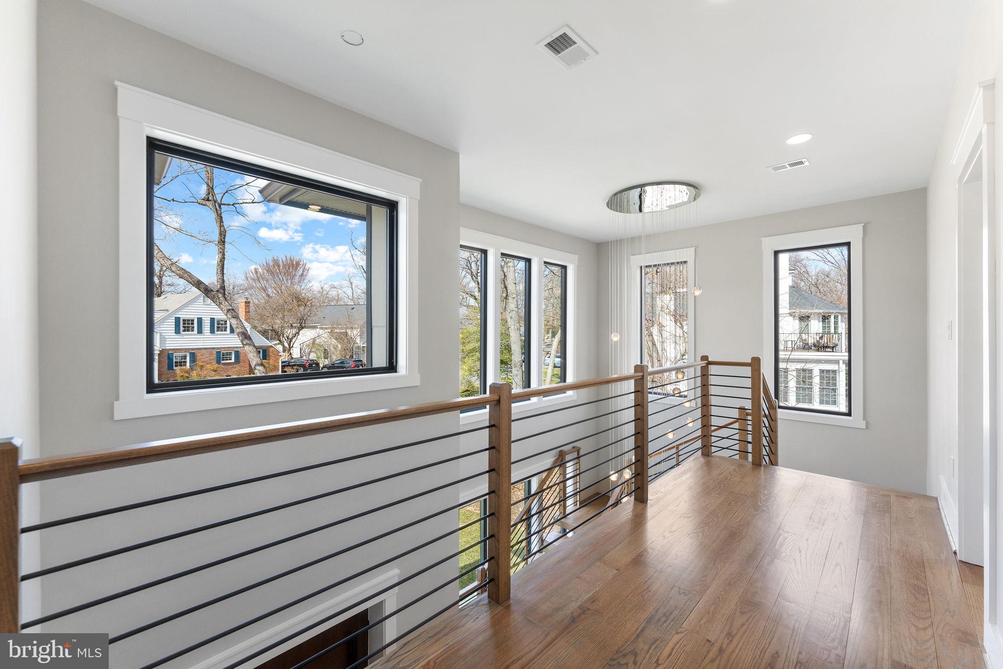 BEVERLY HILLS - Residential