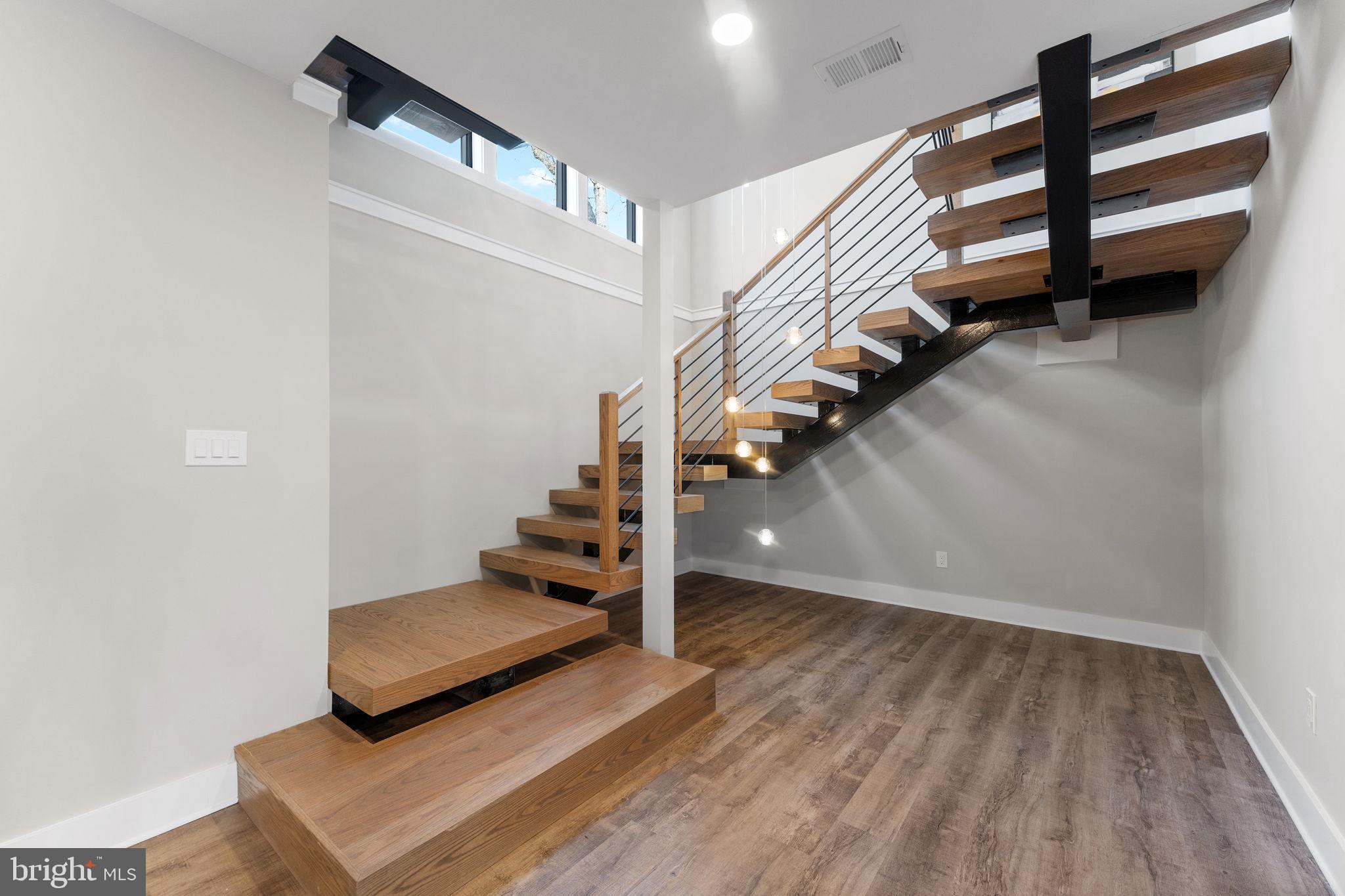 BEVERLY HILLS - Residential