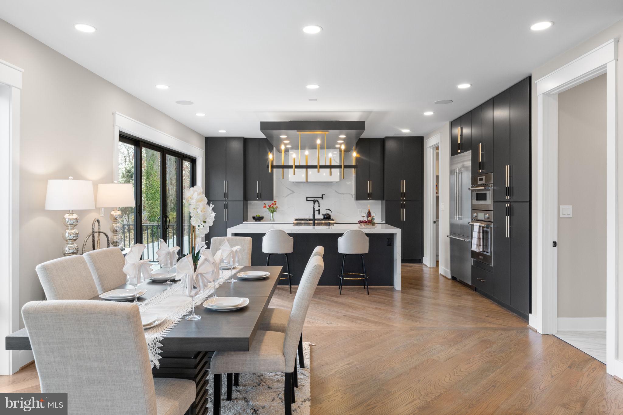 BEVERLY HILLS - Residential