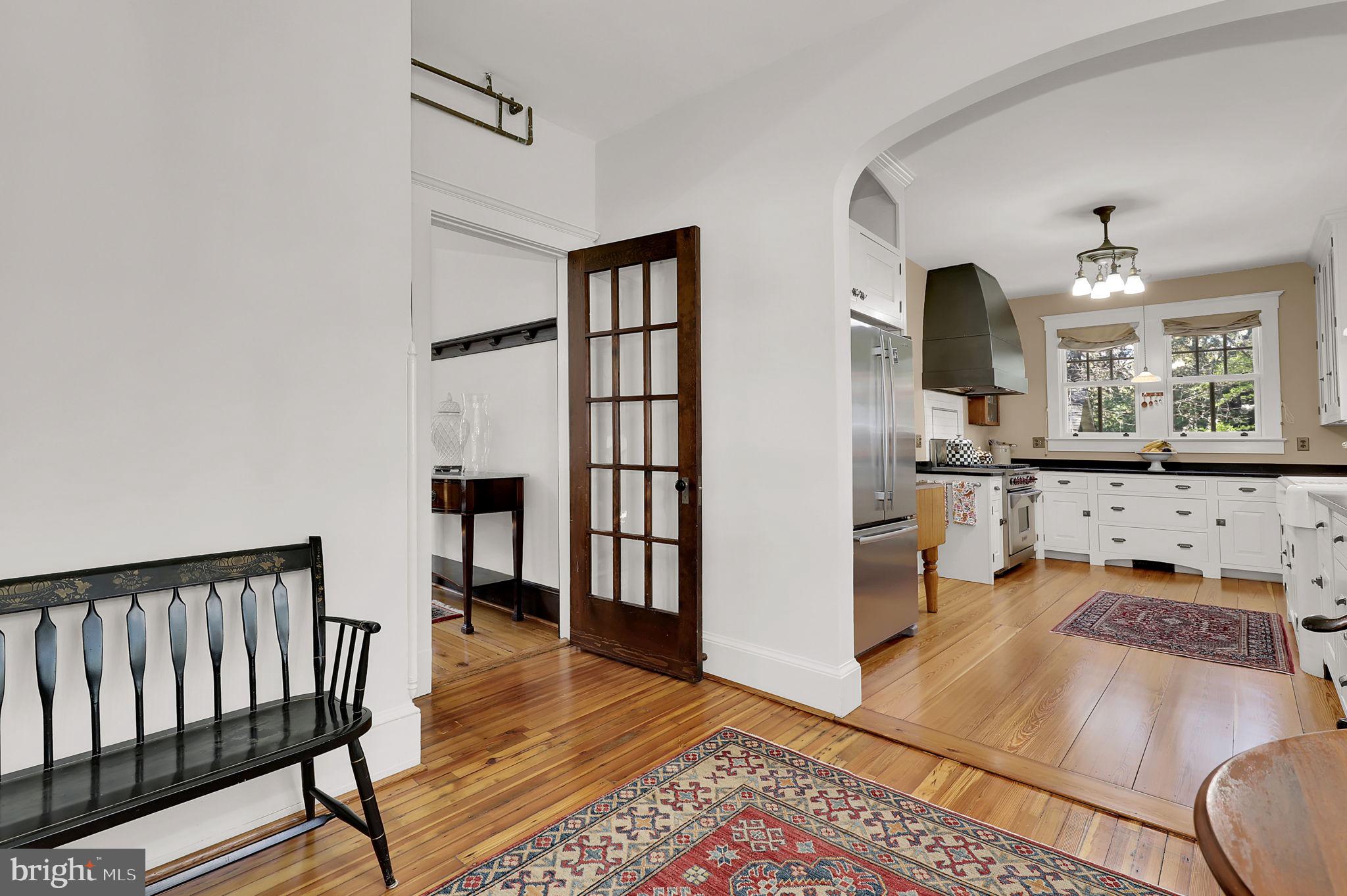 KENSINGTON - Residential