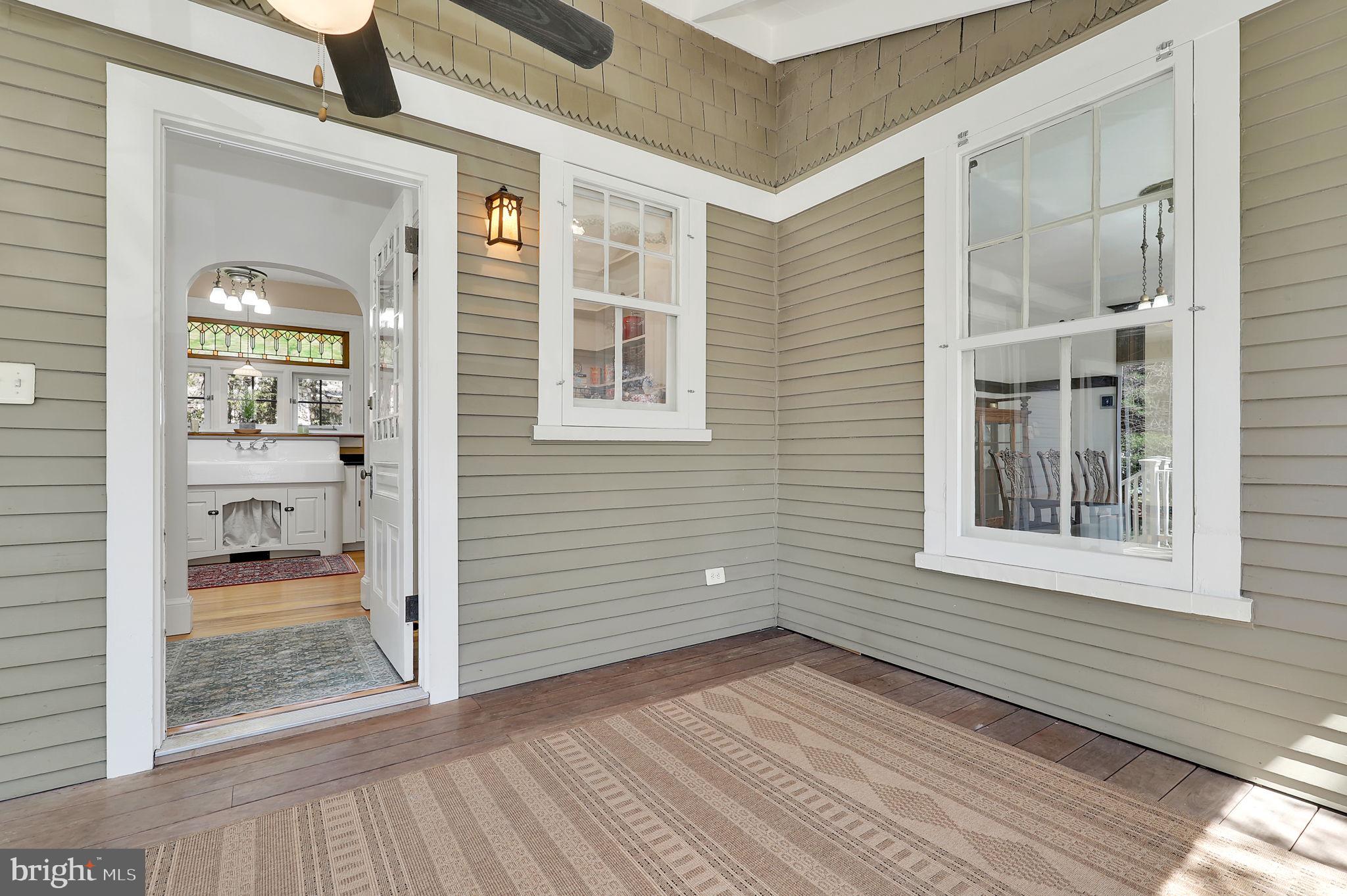 KENSINGTON - Residential