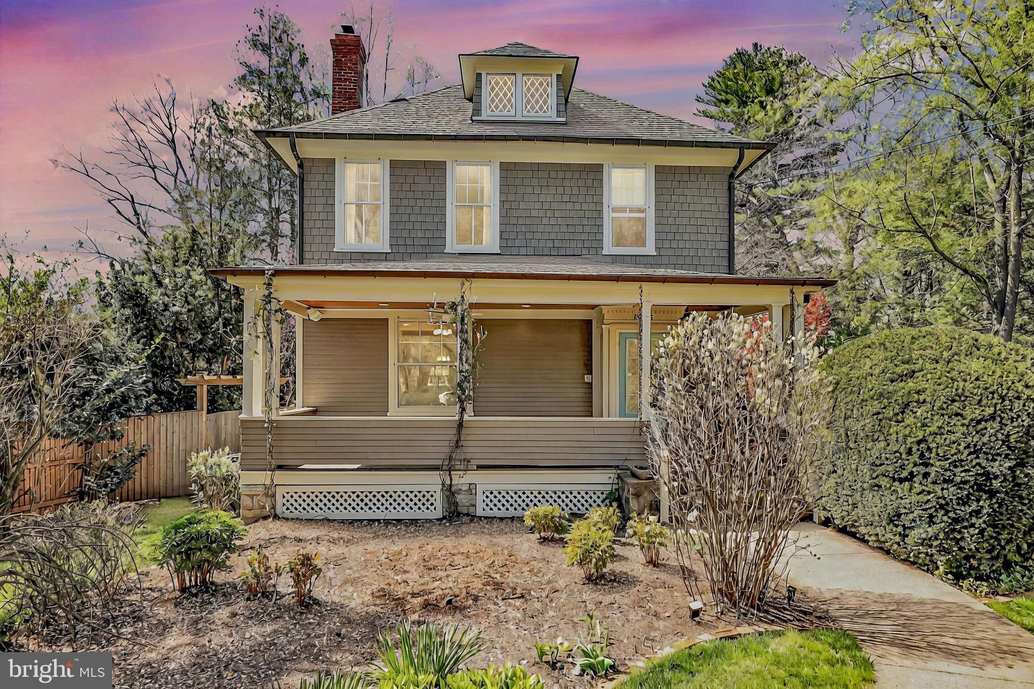 KENSINGTON - Residential