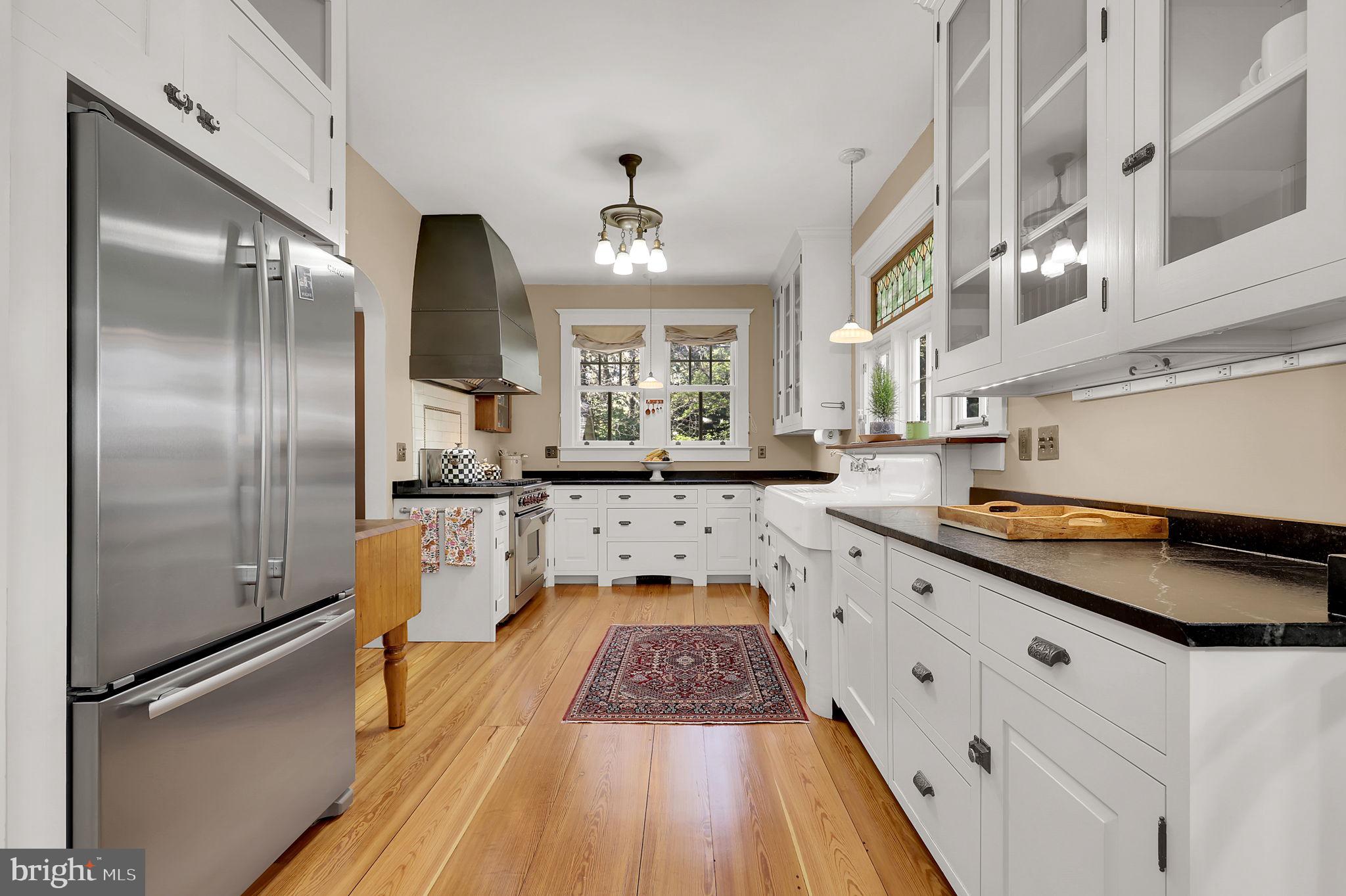 KENSINGTON - Residential