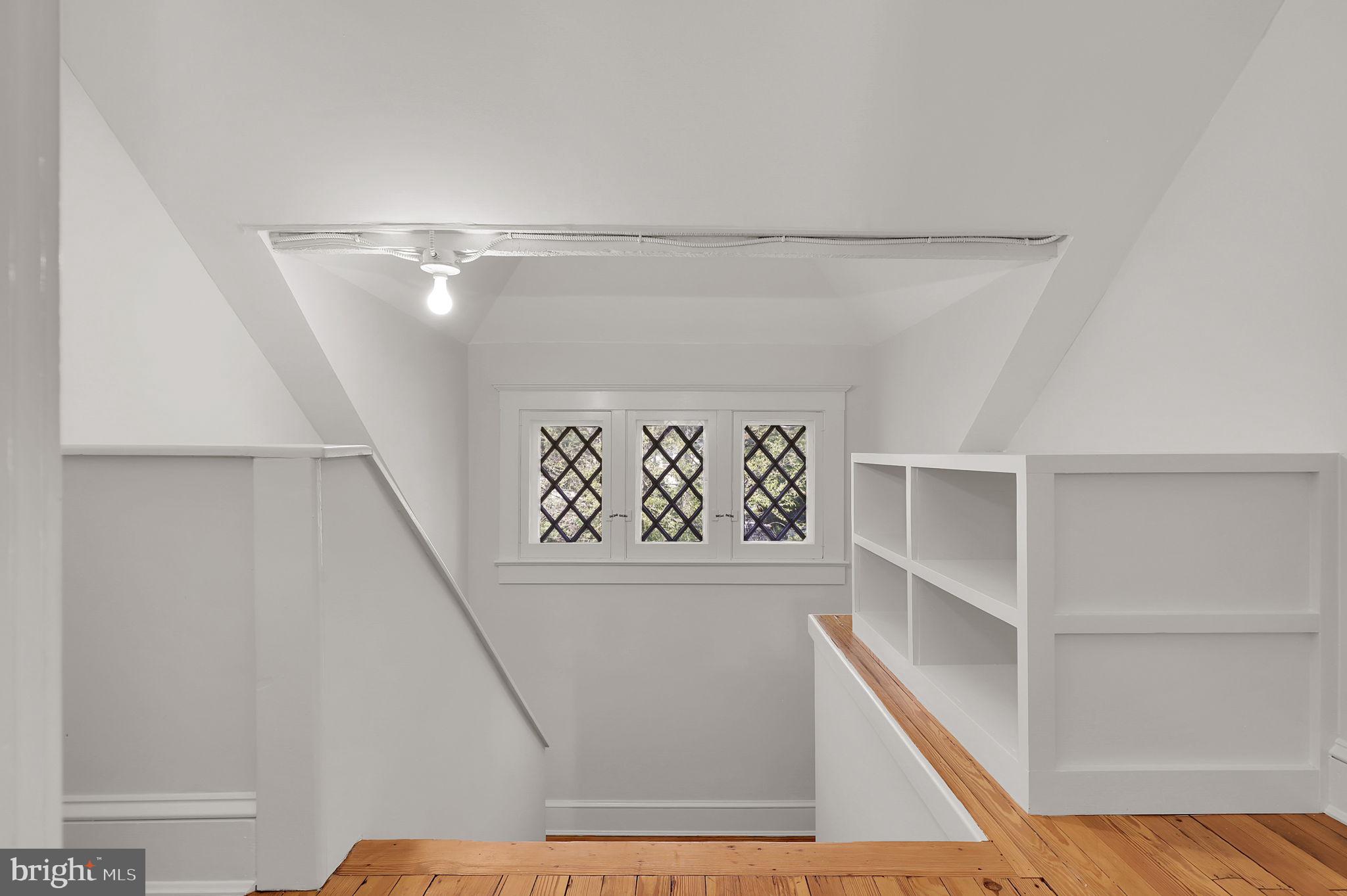 KENSINGTON - Residential