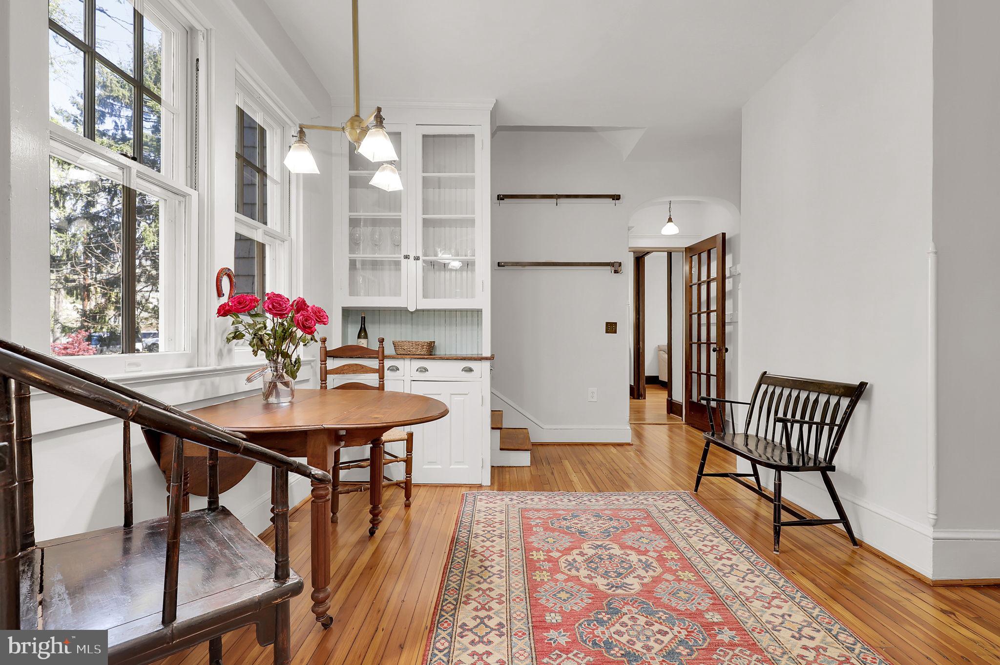 KENSINGTON - Residential