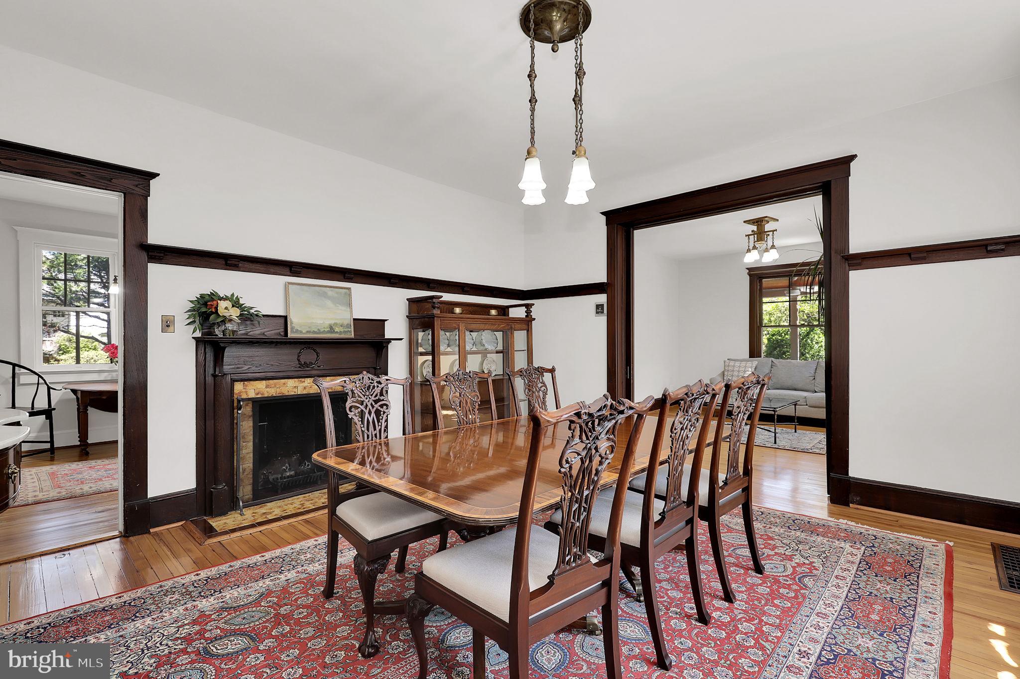 KENSINGTON - Residential