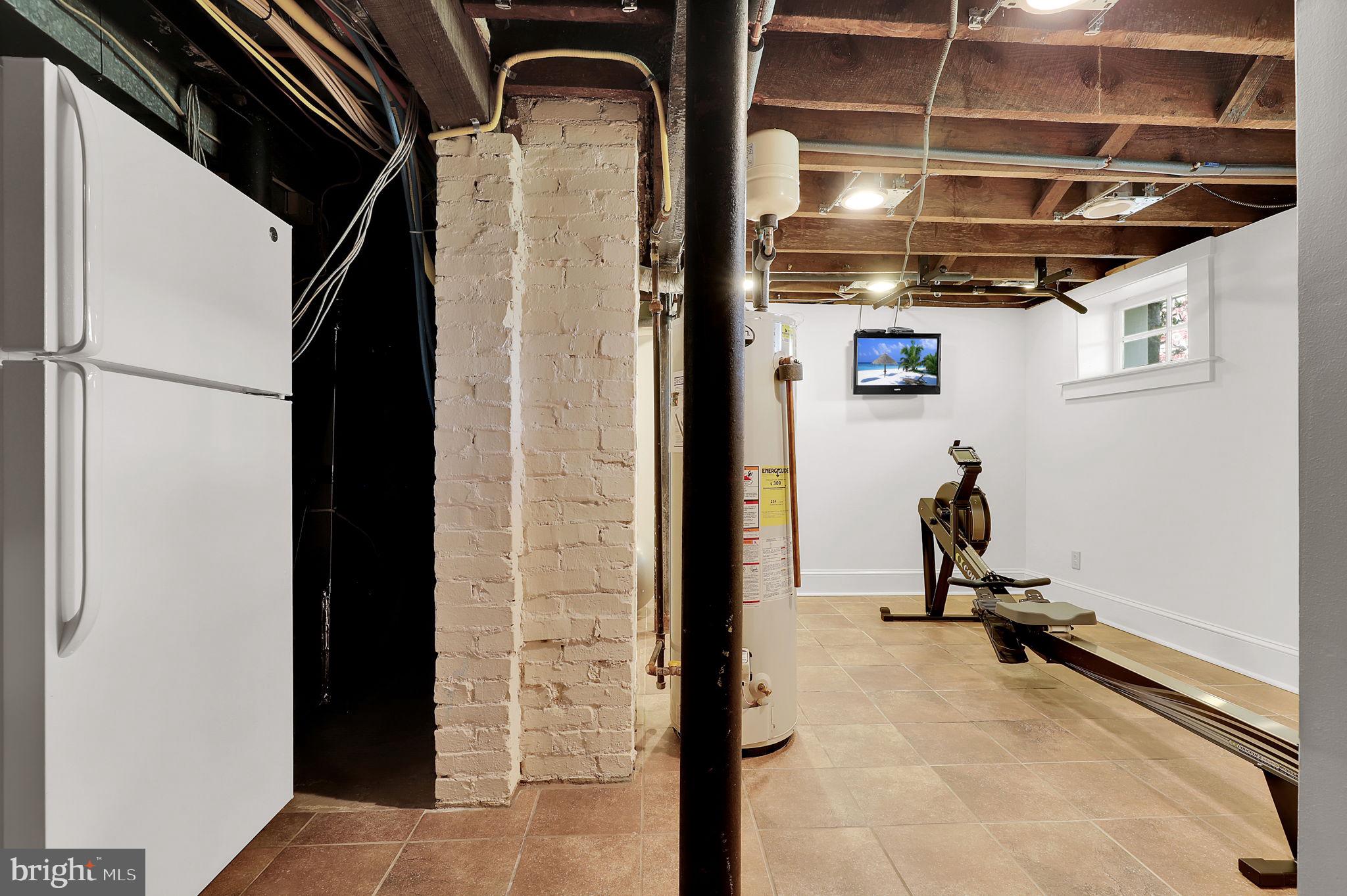 KENSINGTON - Residential