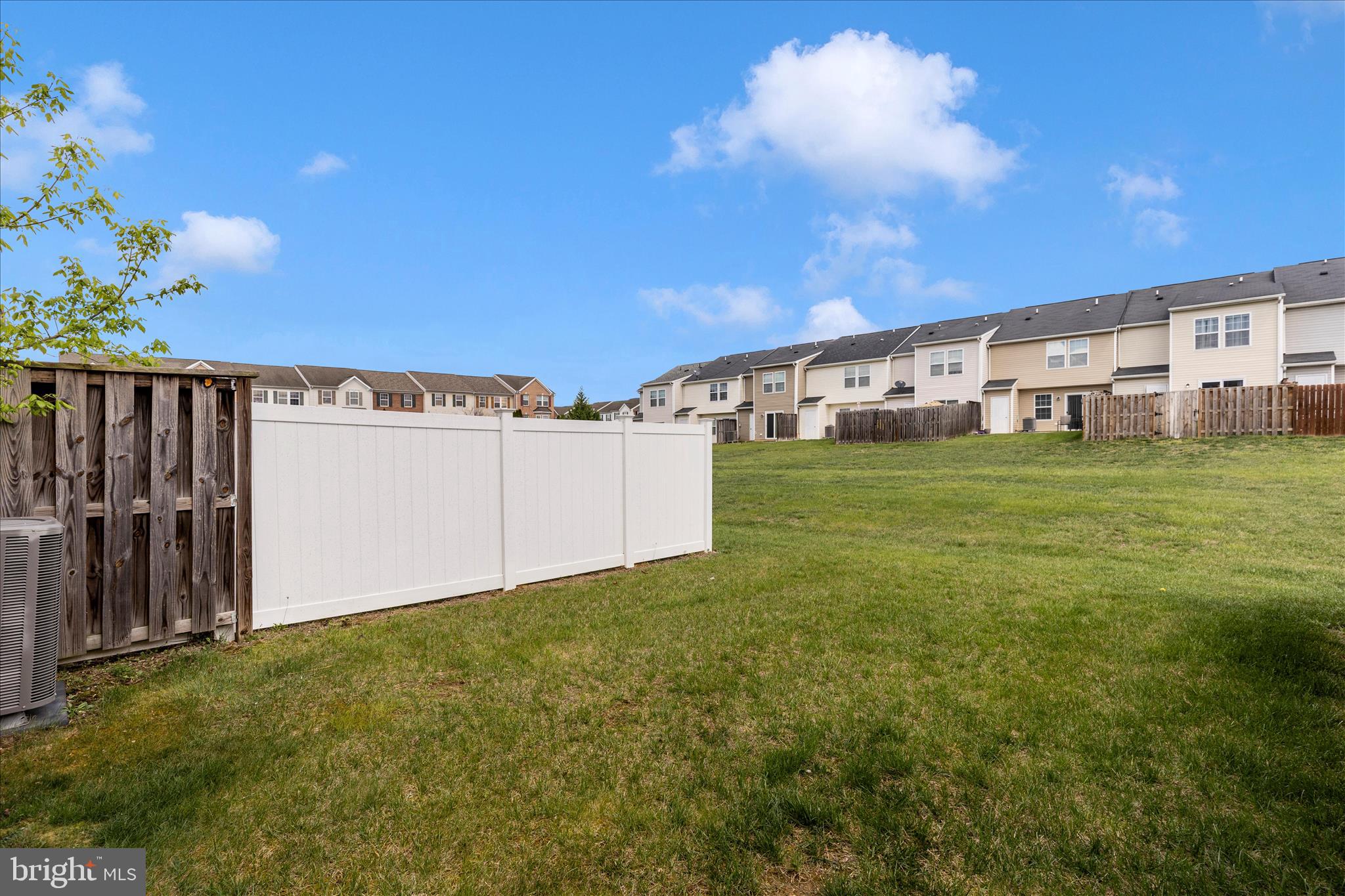 MANOR PARK - Residential