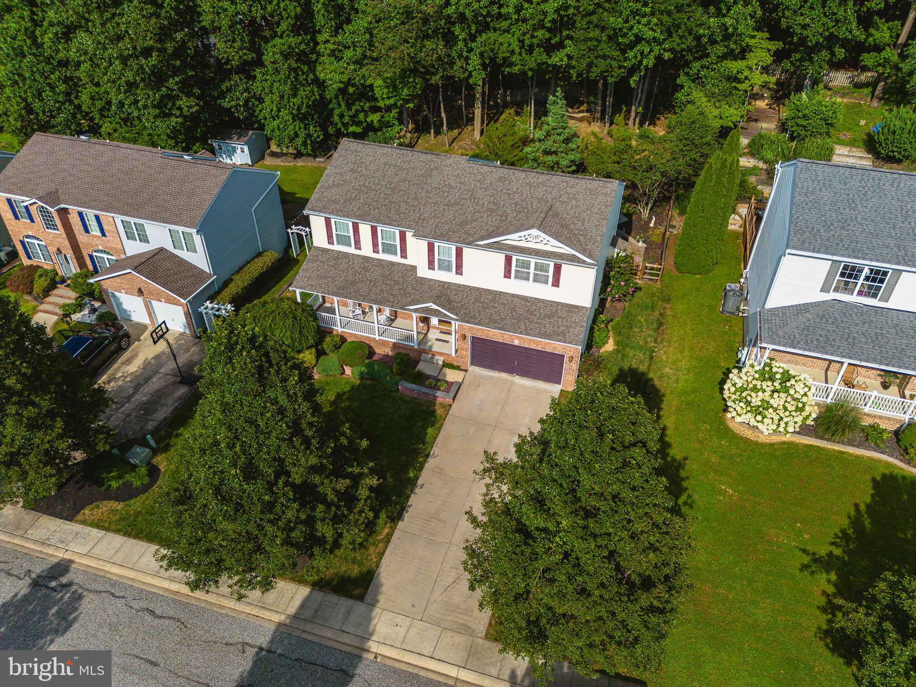9 E BROOK HILL COURT