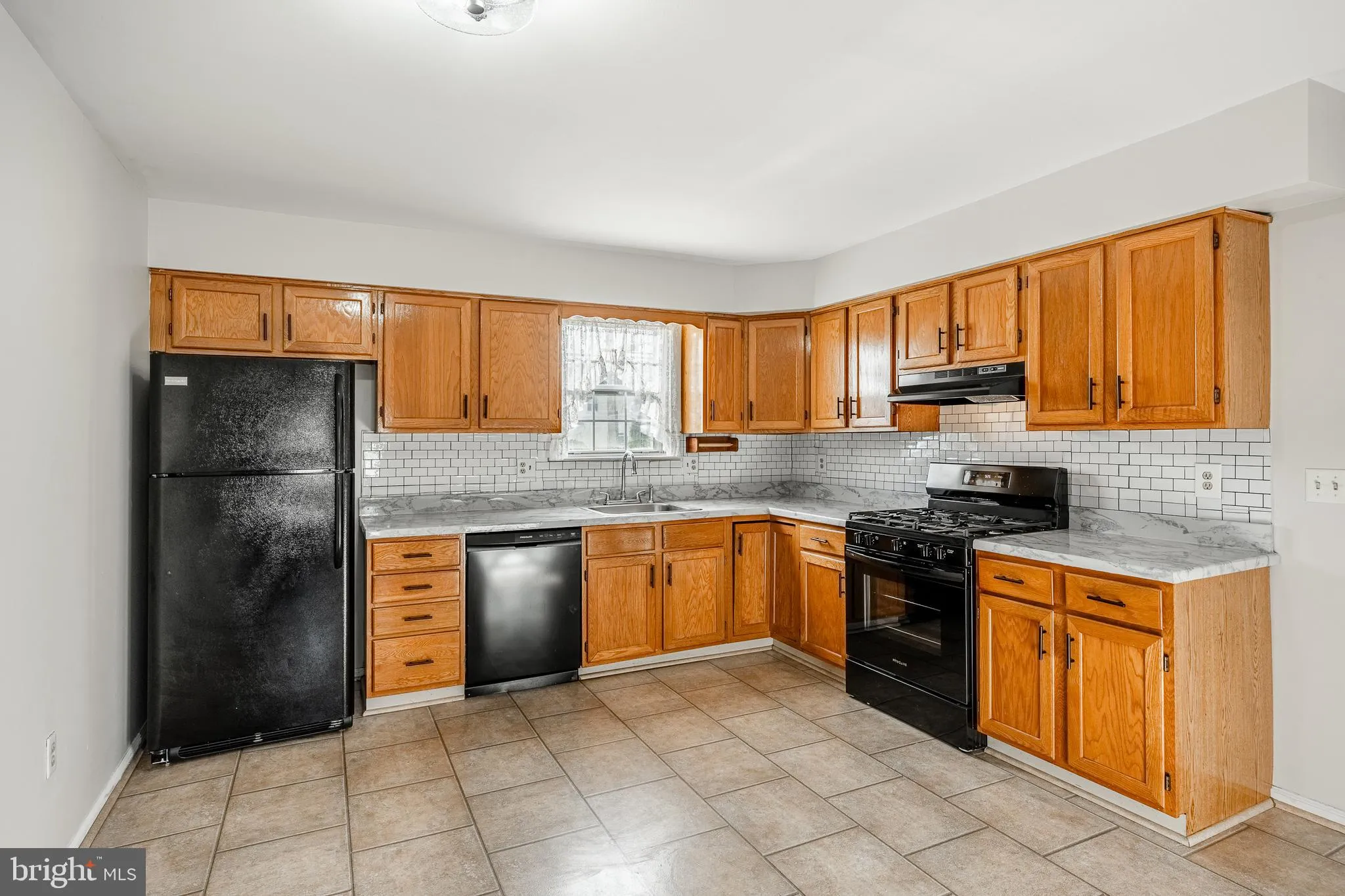 Havertown, Pennsylvania 19083, United States, 4 Bedrooms Bedrooms, ,4 BathroomsBathrooms,Residential,Coming Soon,177891