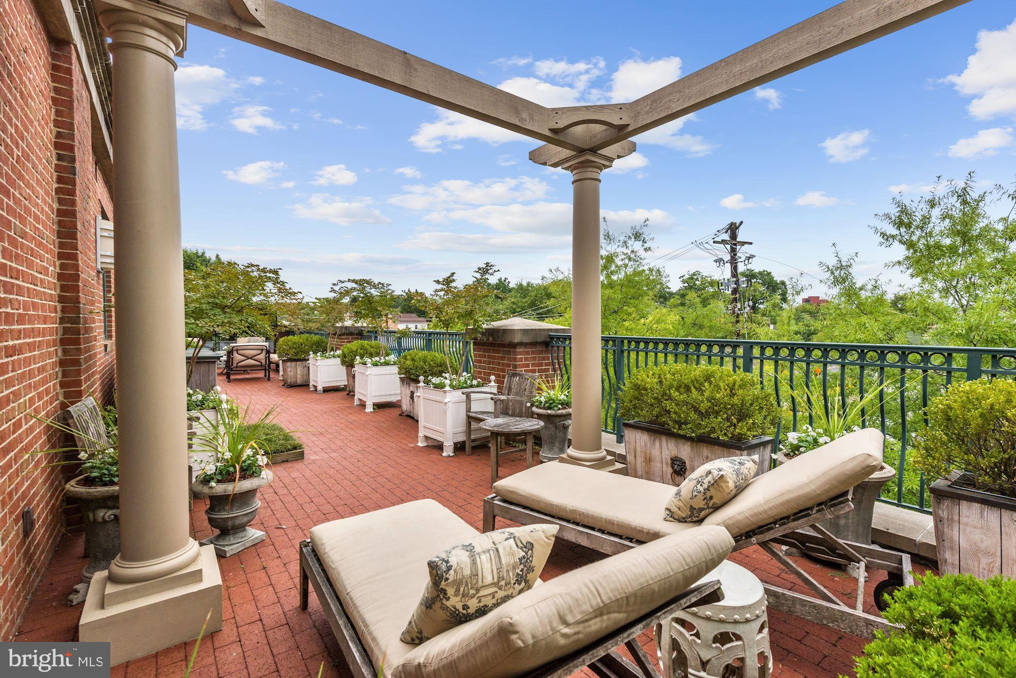 EDGEMOOR - Residential