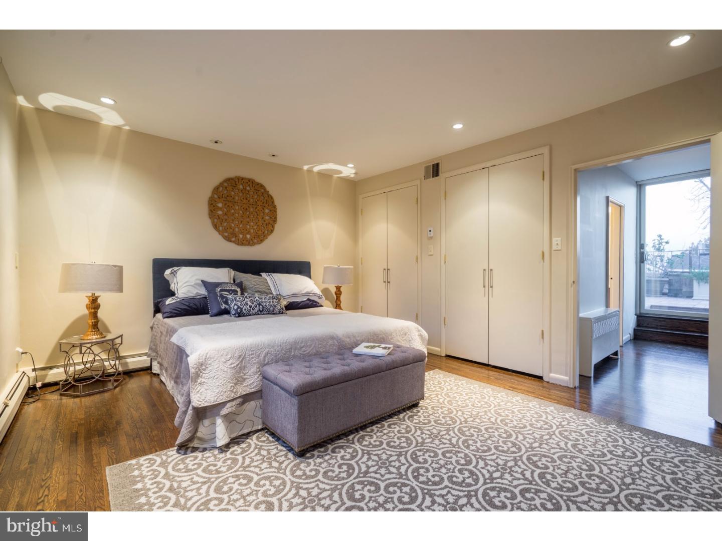 RITTENHOUSE SQUARE - Residential