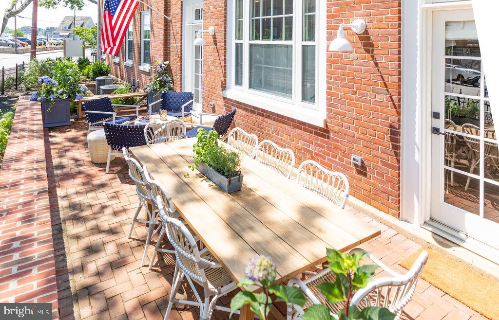 HISTORIC DISTRICT - Residential