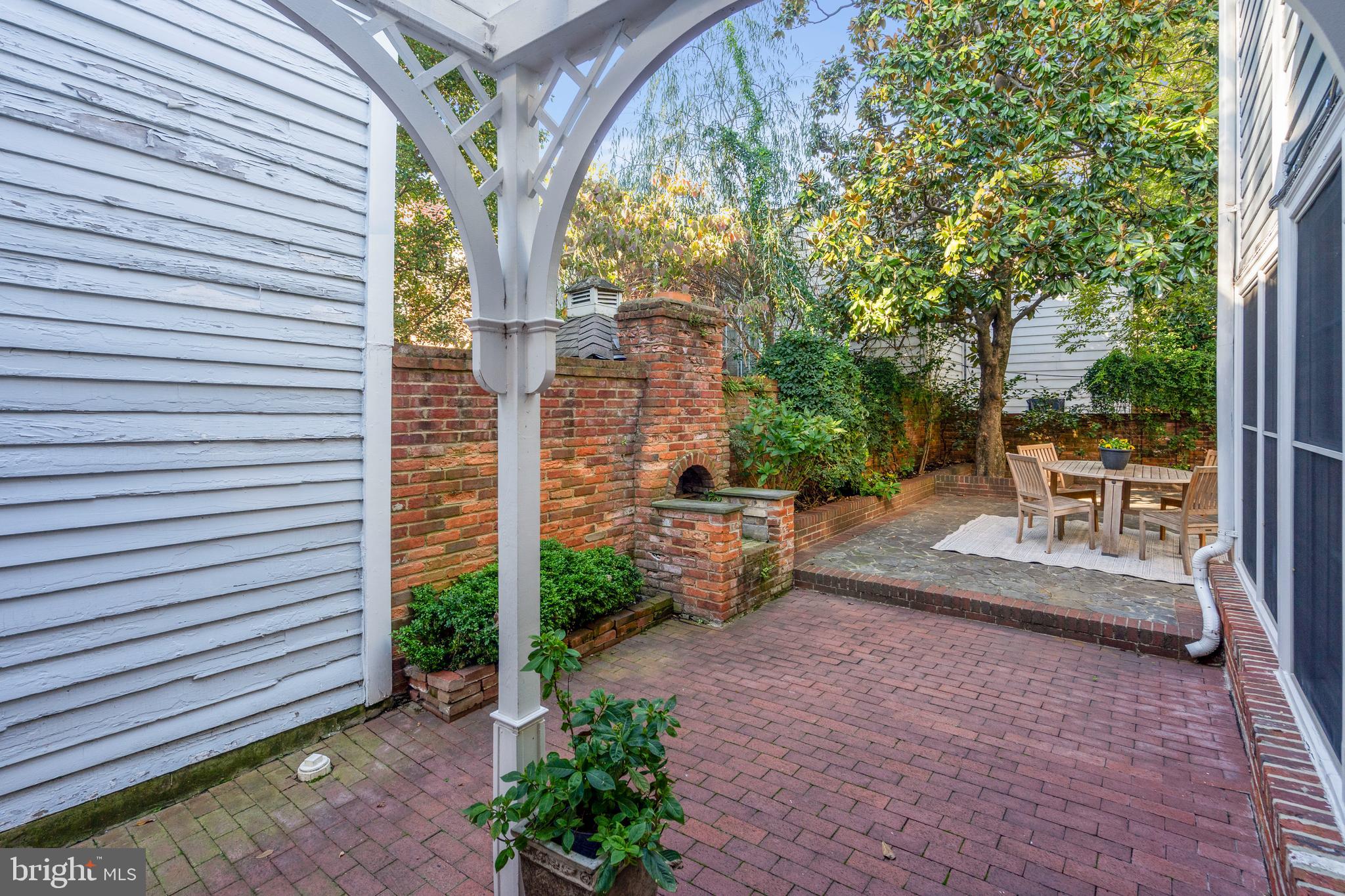 OLD TOWN - Residential