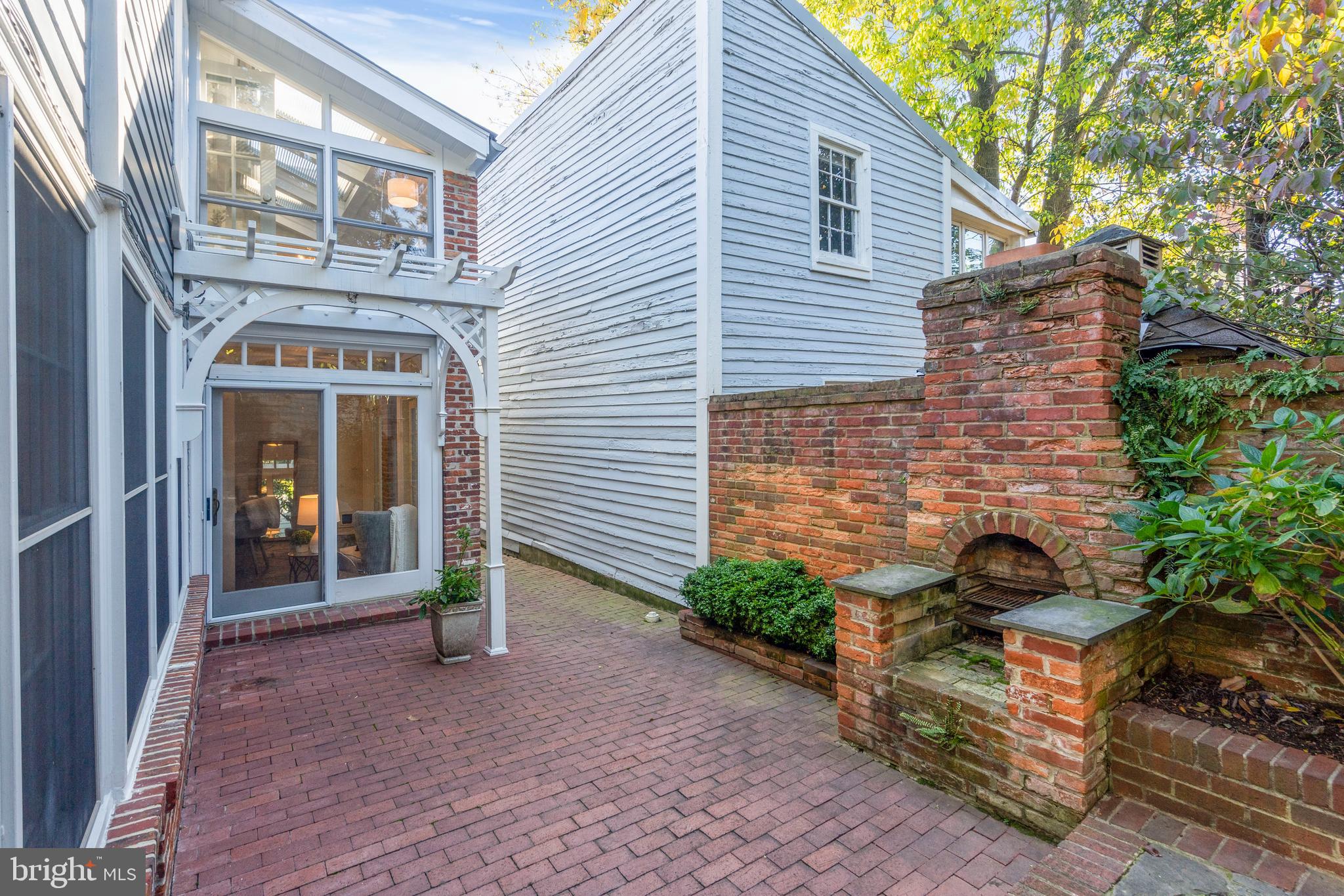 OLD TOWN - Residential