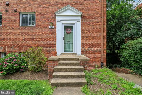 1240 MARTHA CUSTIS DRIVE ALEXANDRIA VA 22302