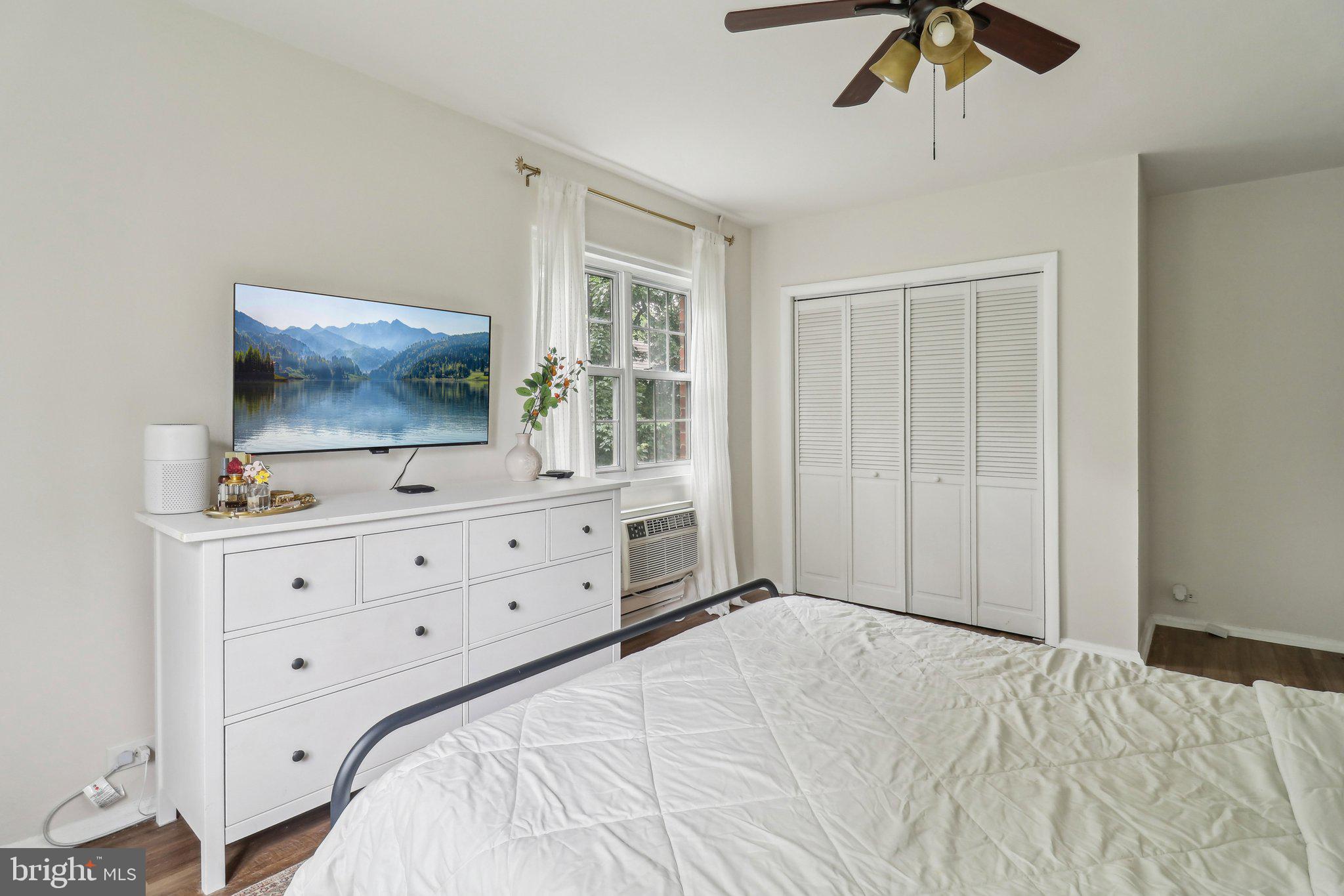 PARKFAIRFAX - Residential