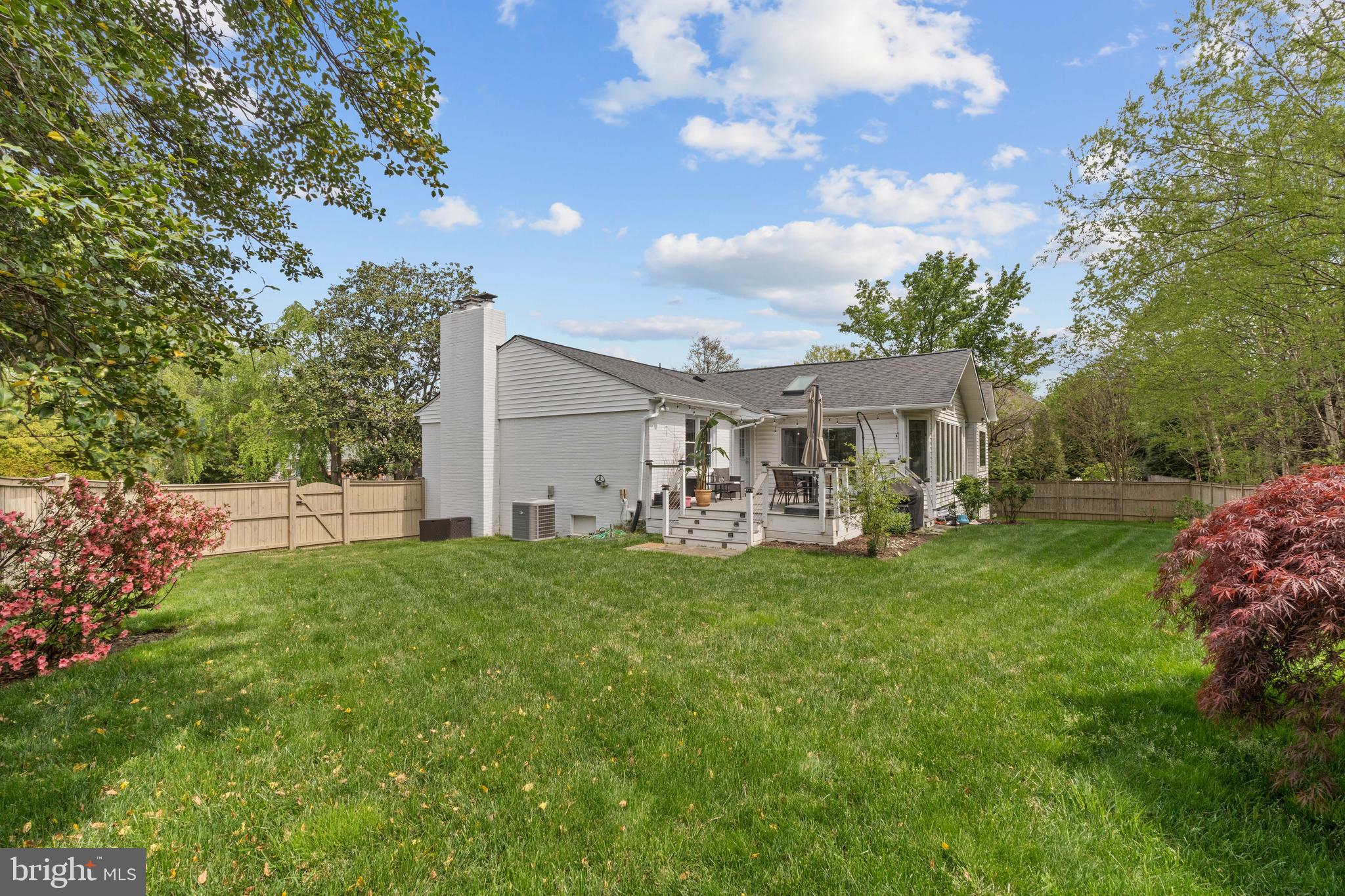 RUCKERS LANGLEY - Residential Lease